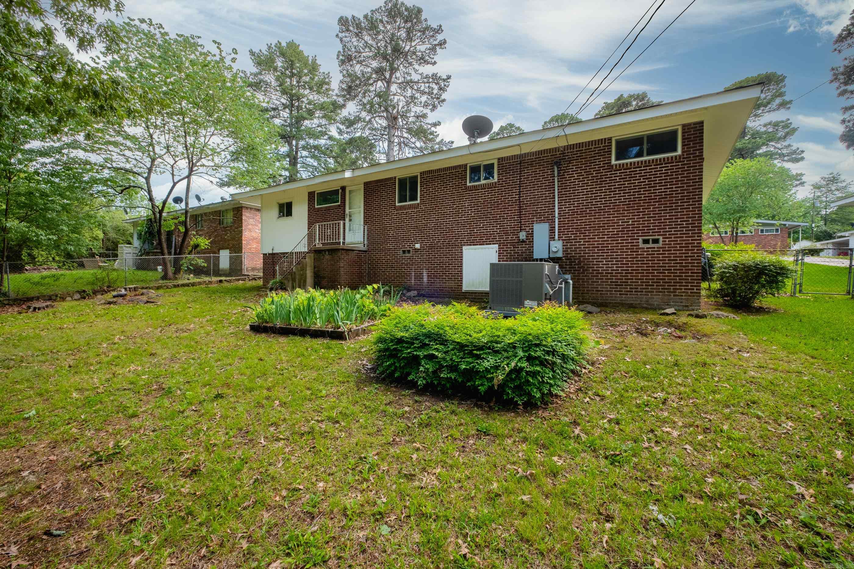 25  Barbara  Little Rock, AR