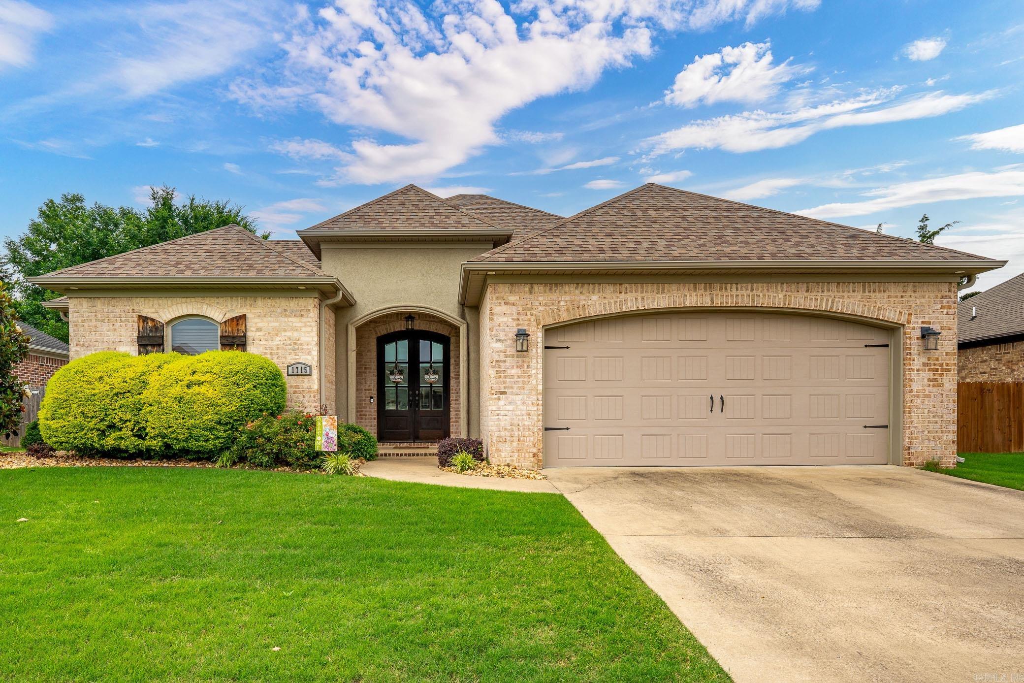 1715  Sylar  Conway, AR