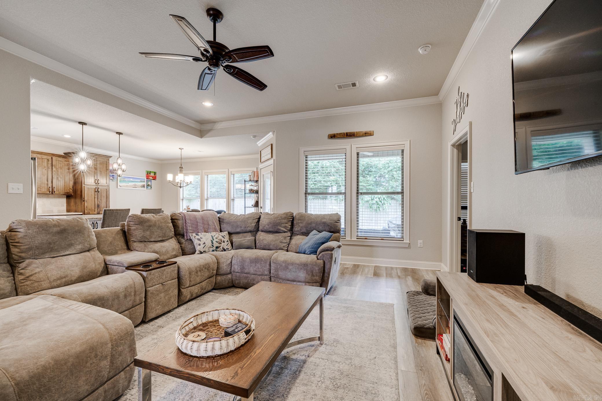 1715  Sylar  Conway, AR
