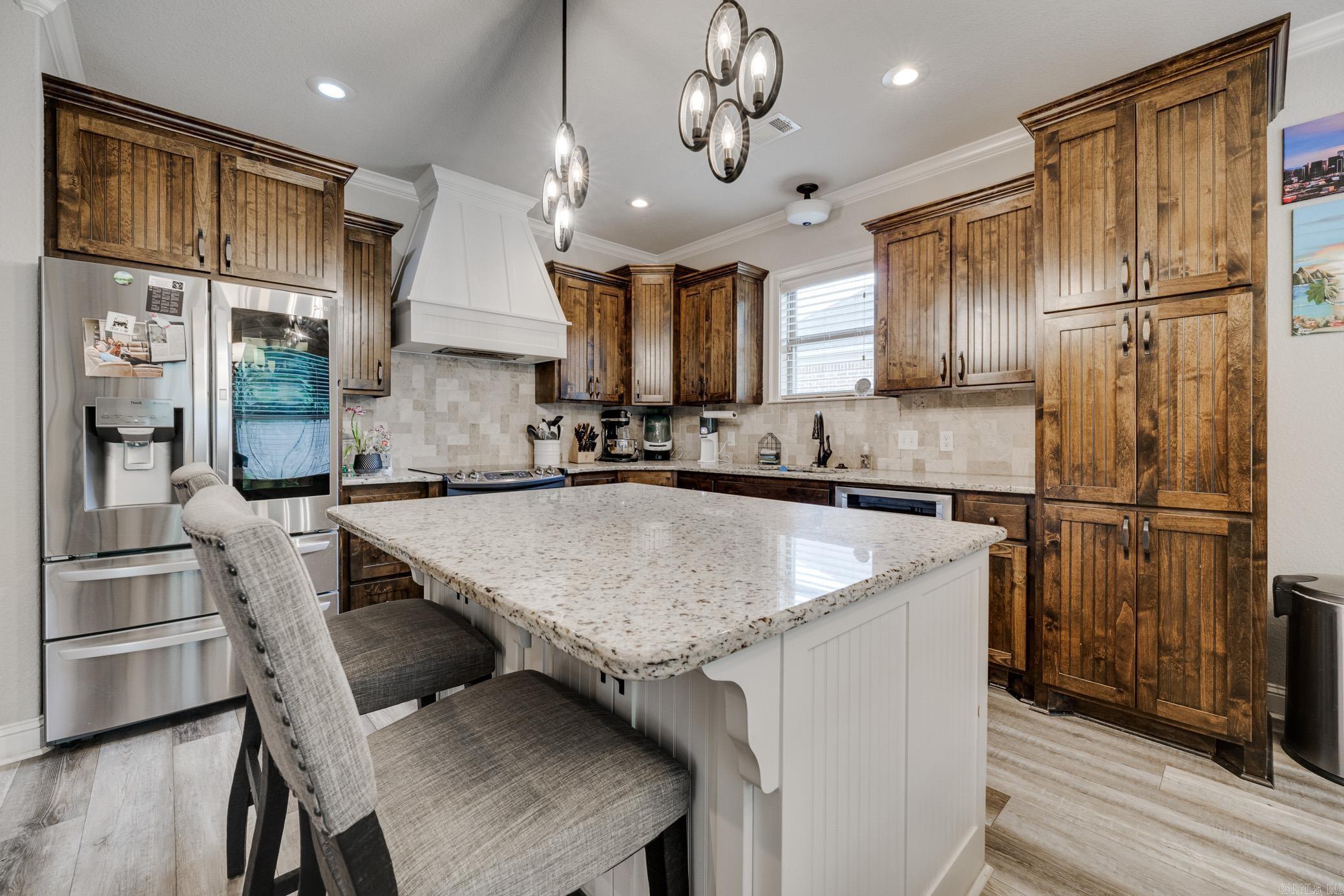 1715  Sylar  Conway, AR