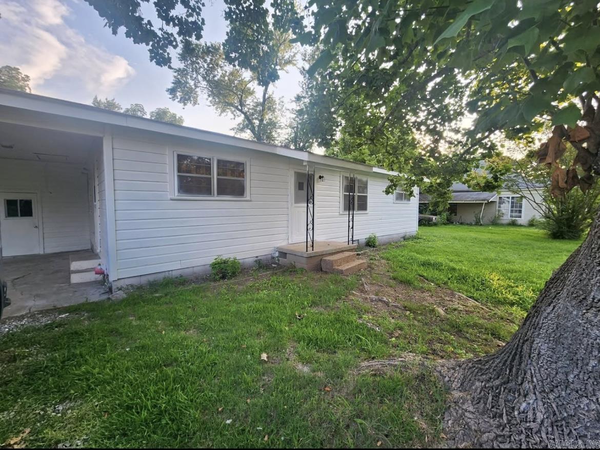 104 W Searcy  Searcy, AR