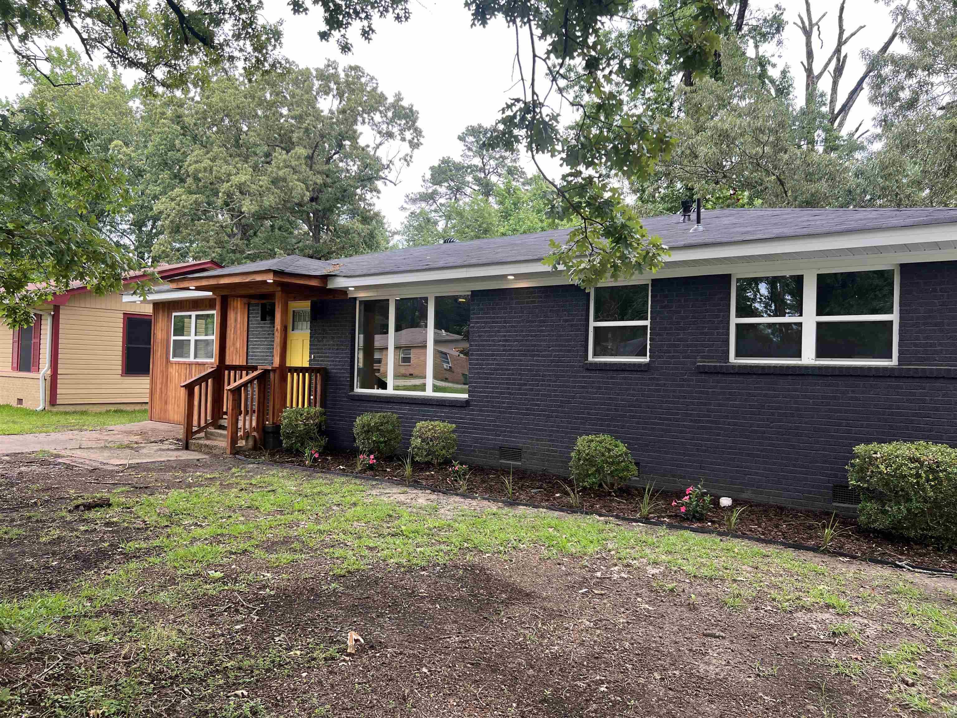2913  Edgewood  Pine Bluff, AR