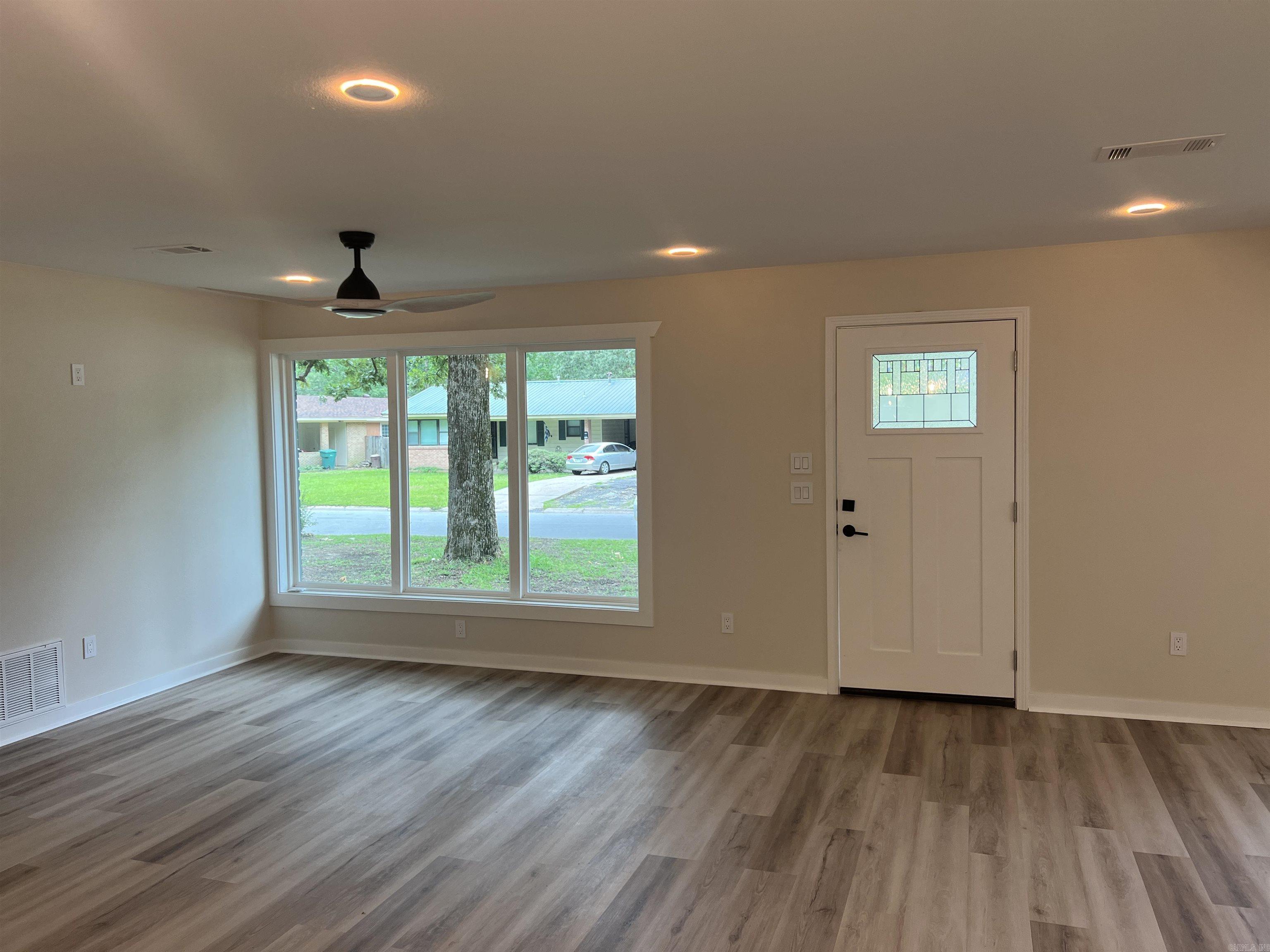 2913  Edgewood  Pine Bluff, AR