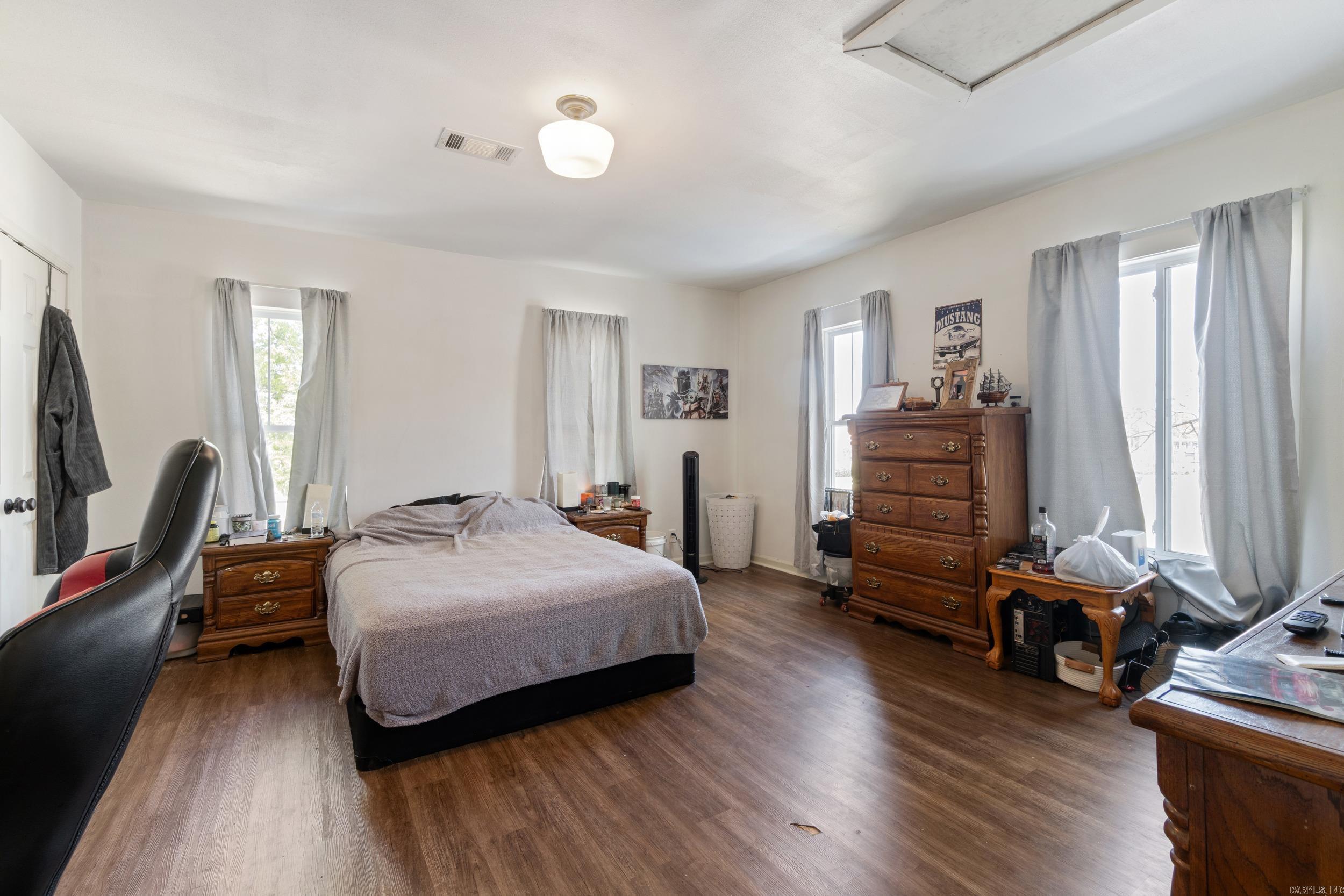 1403  Scott  Conway, AR