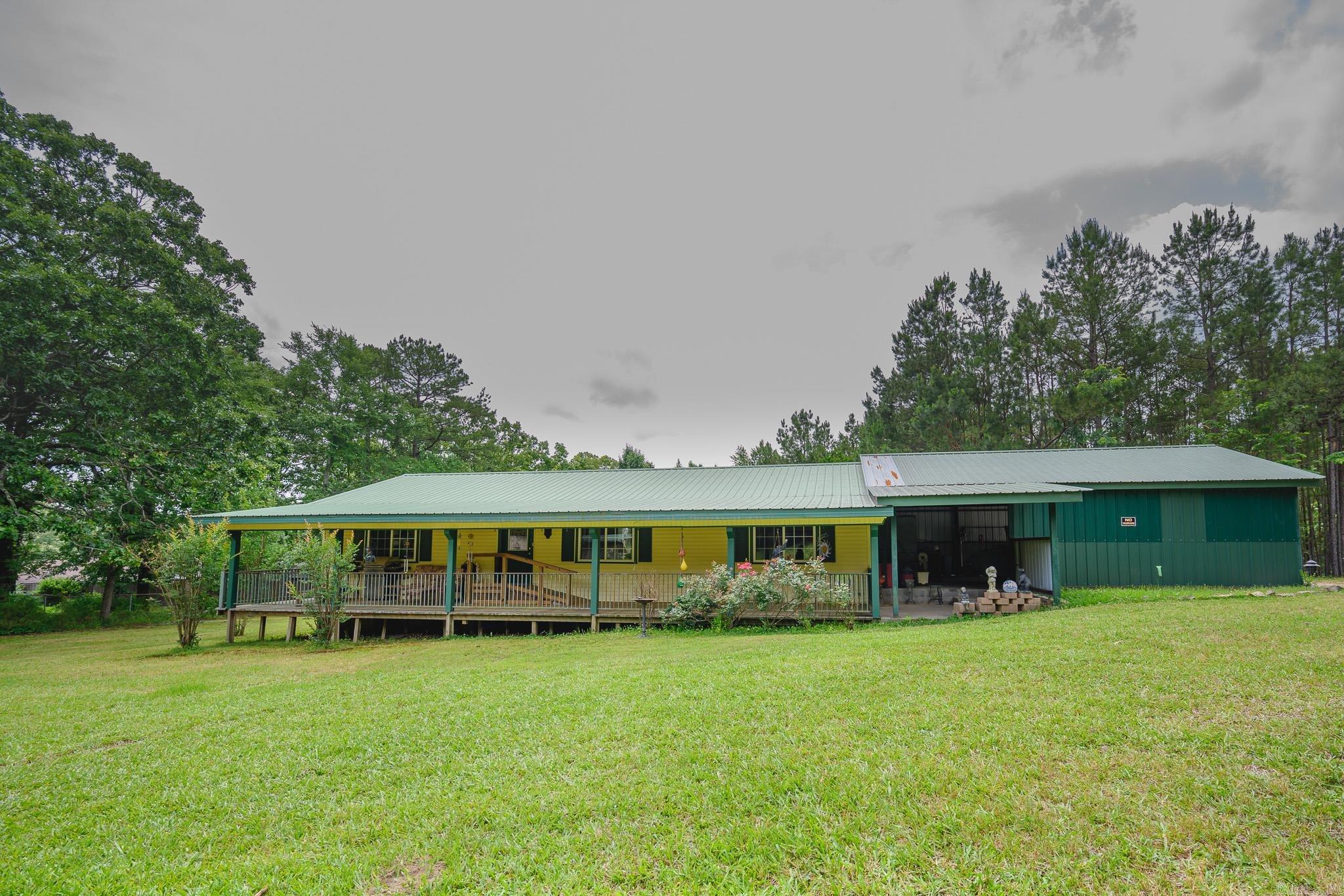 1702 Carolina Drive  Mena, AR