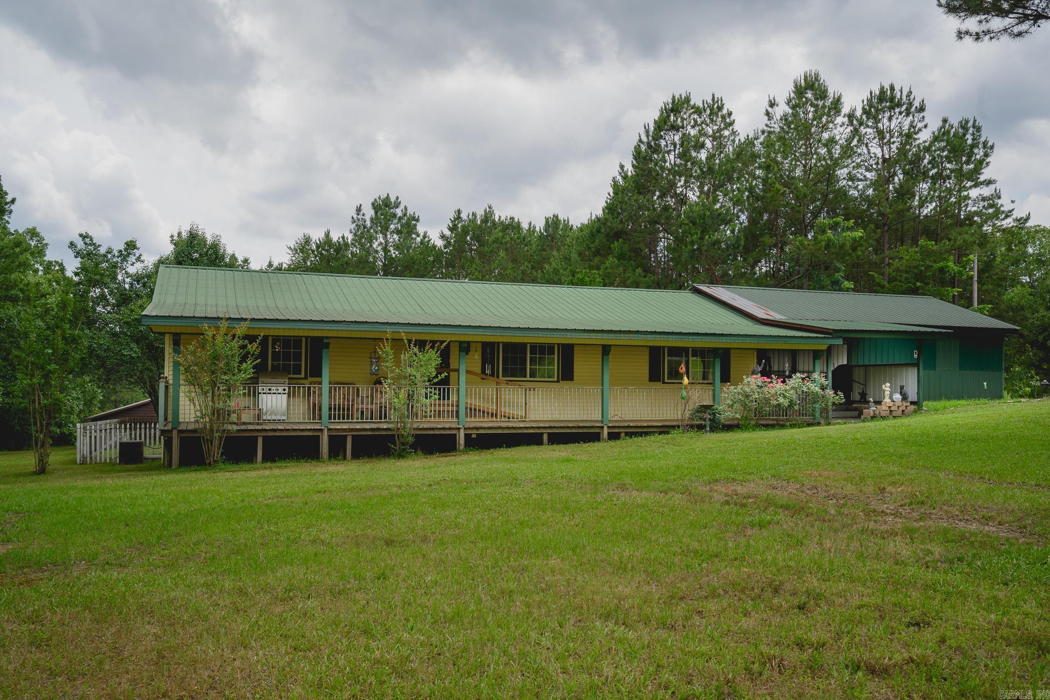 1702 Carolina Drive  Mena, AR
