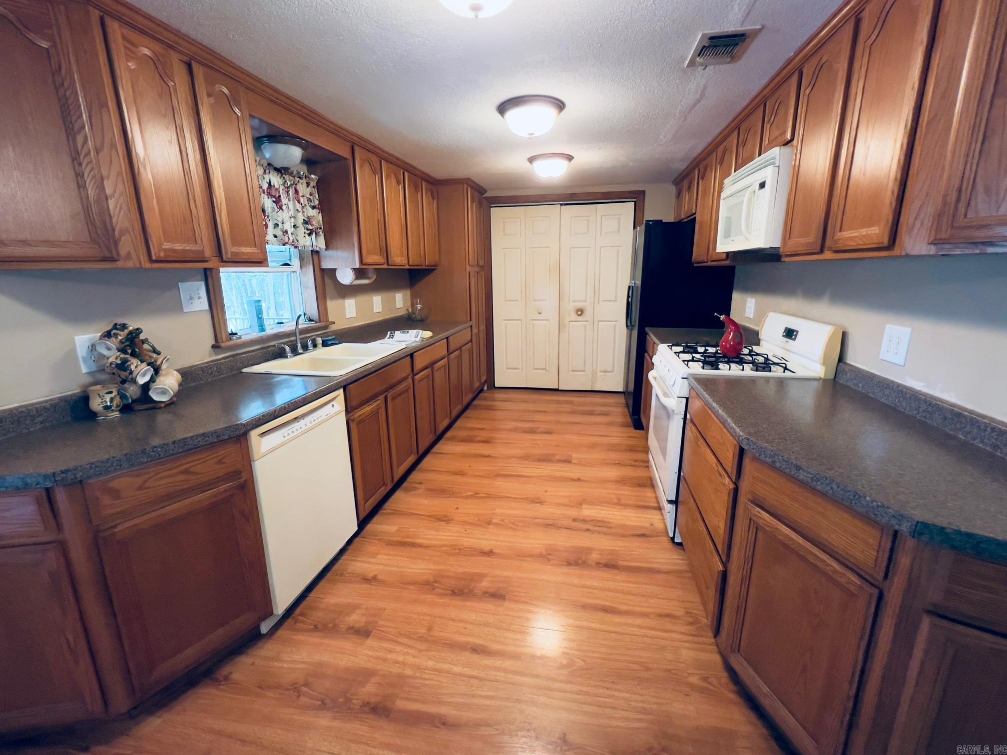 1702  Carolina Drive  Mena, AR