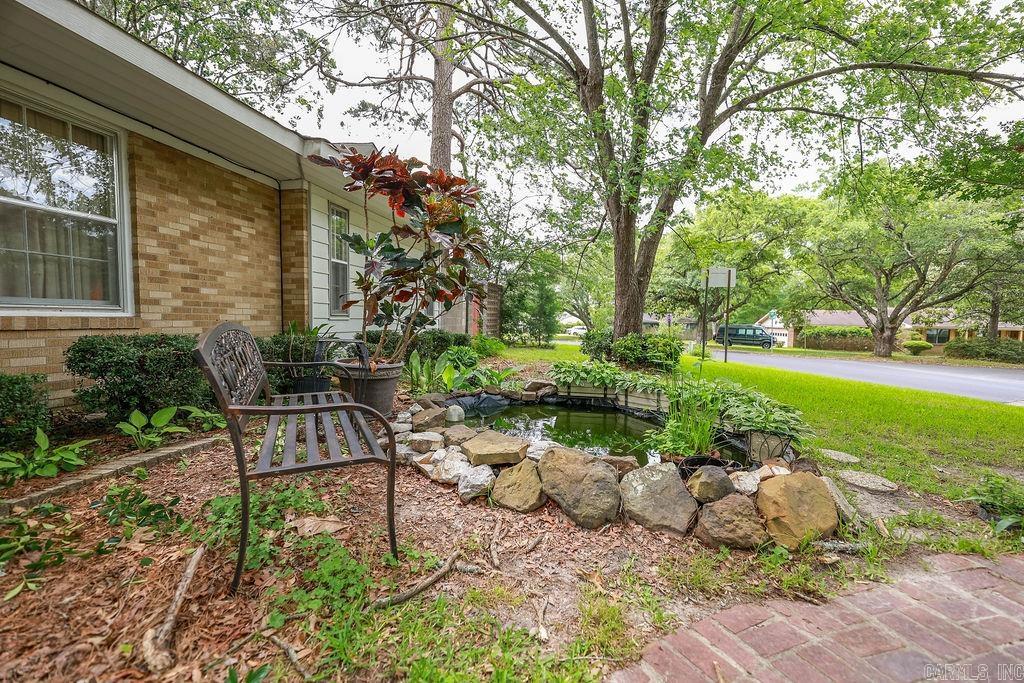 327 N Holloway Ave  El Dorado, AR