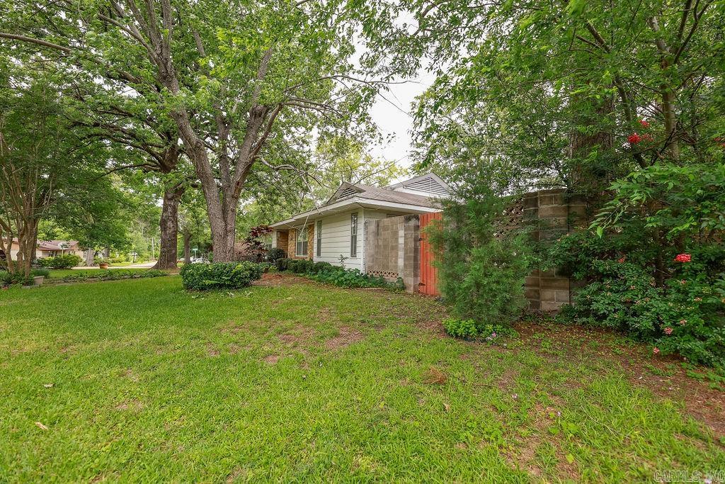 327 N Holloway Ave  El Dorado, AR
