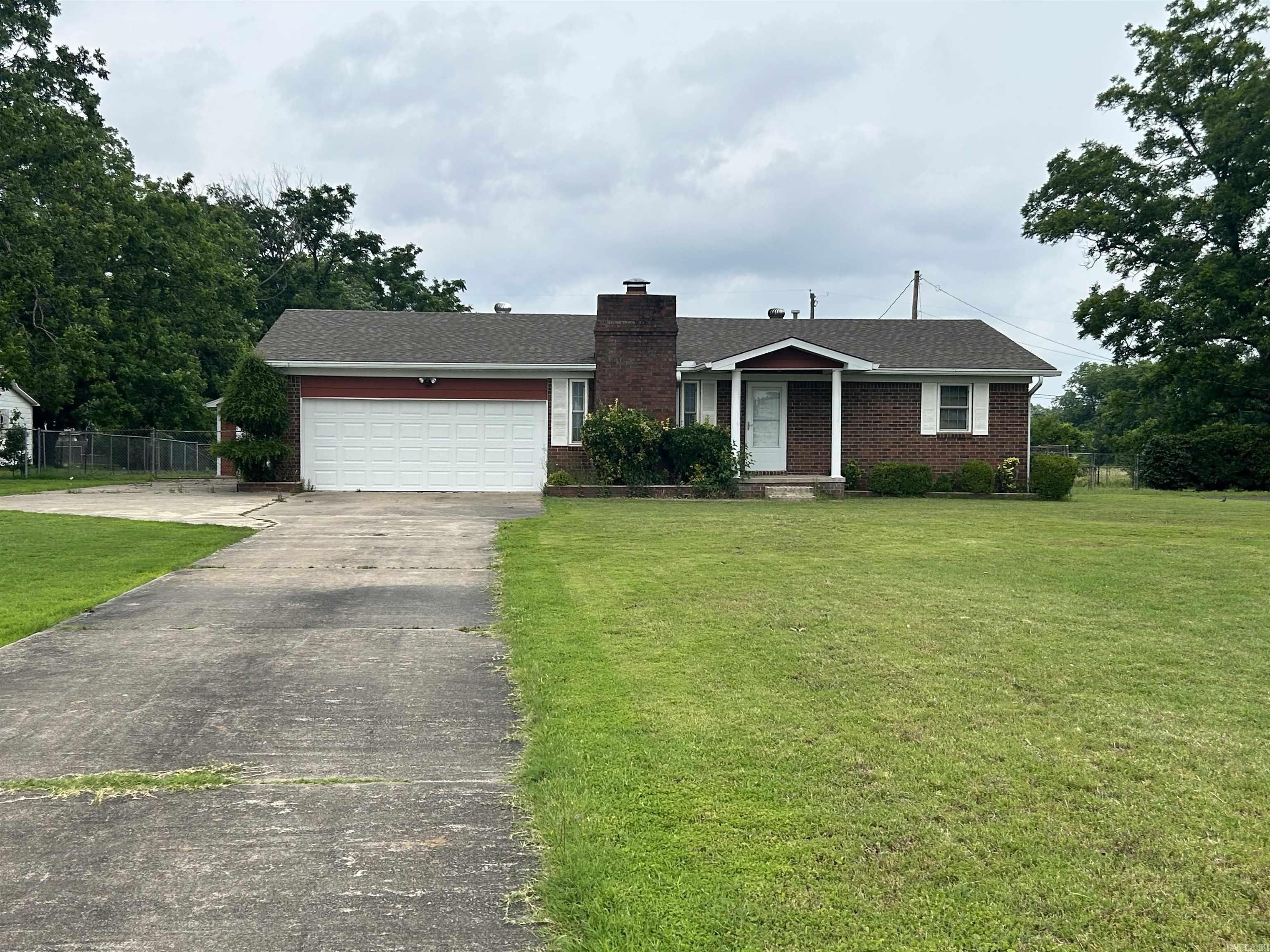 8703  Faulkner Lake  North Little Rock, AR