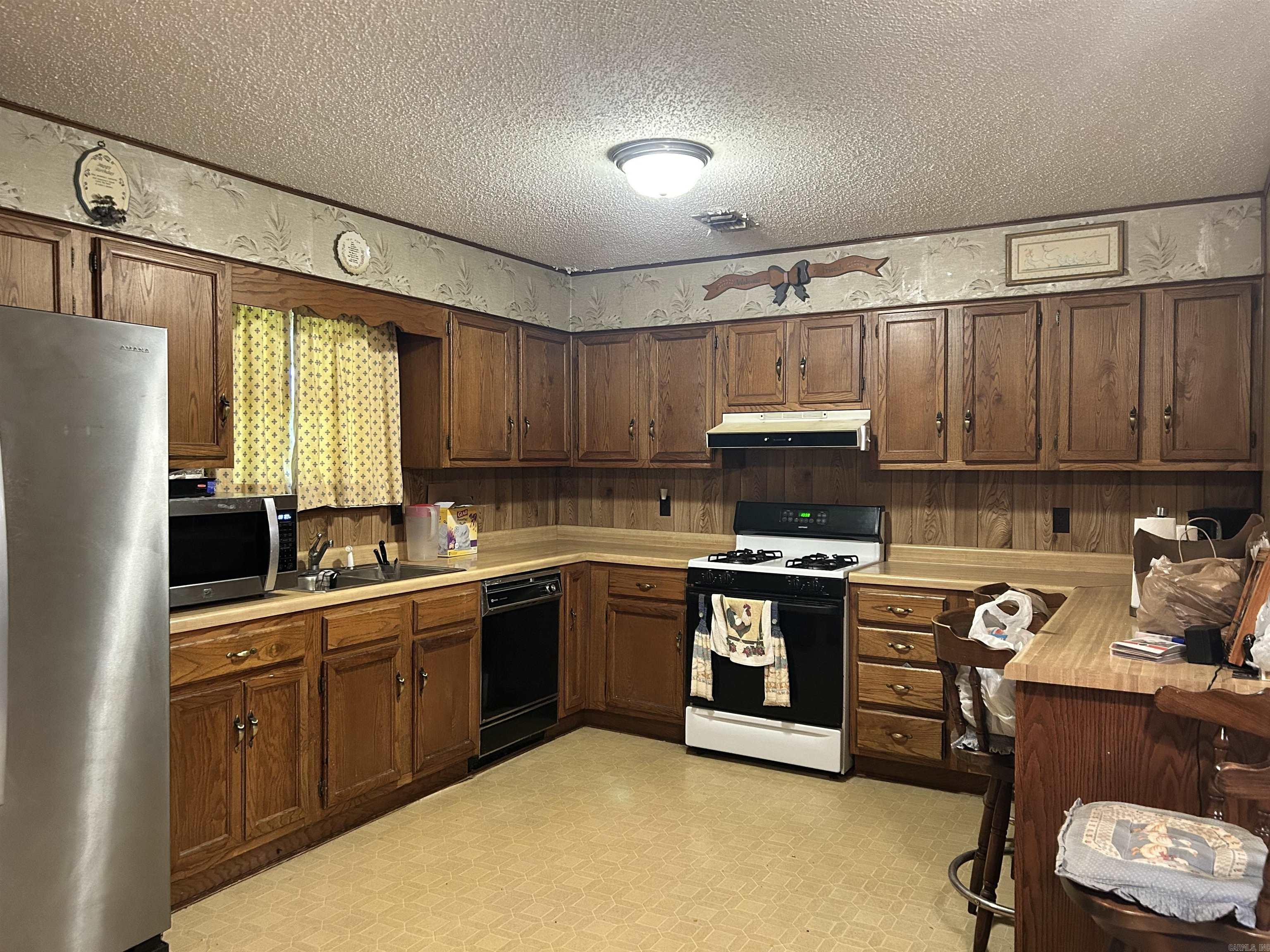 8703  Faulkner Lake  North Little Rock, AR