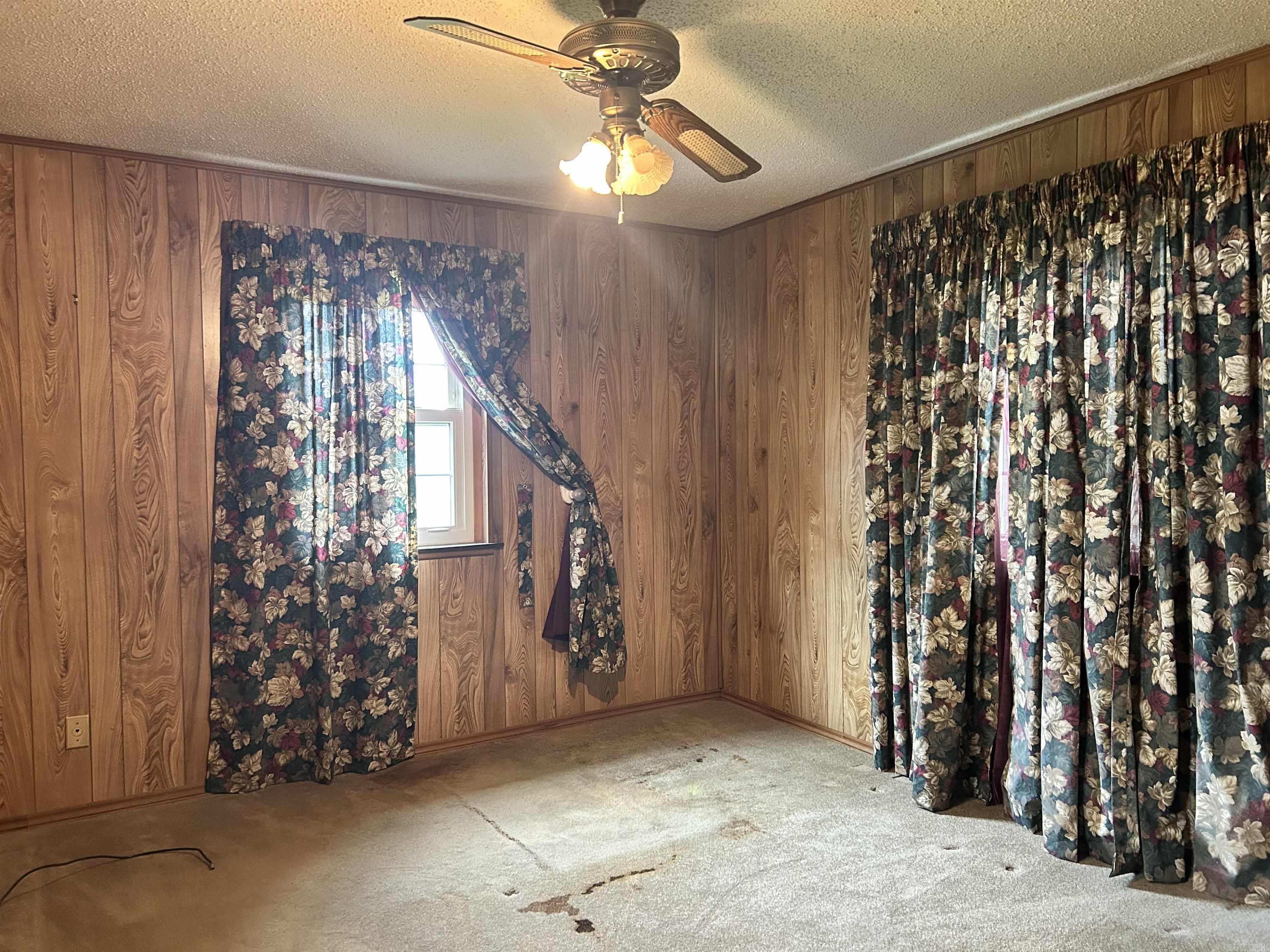 8703  Faulkner Lake  North Little Rock, AR