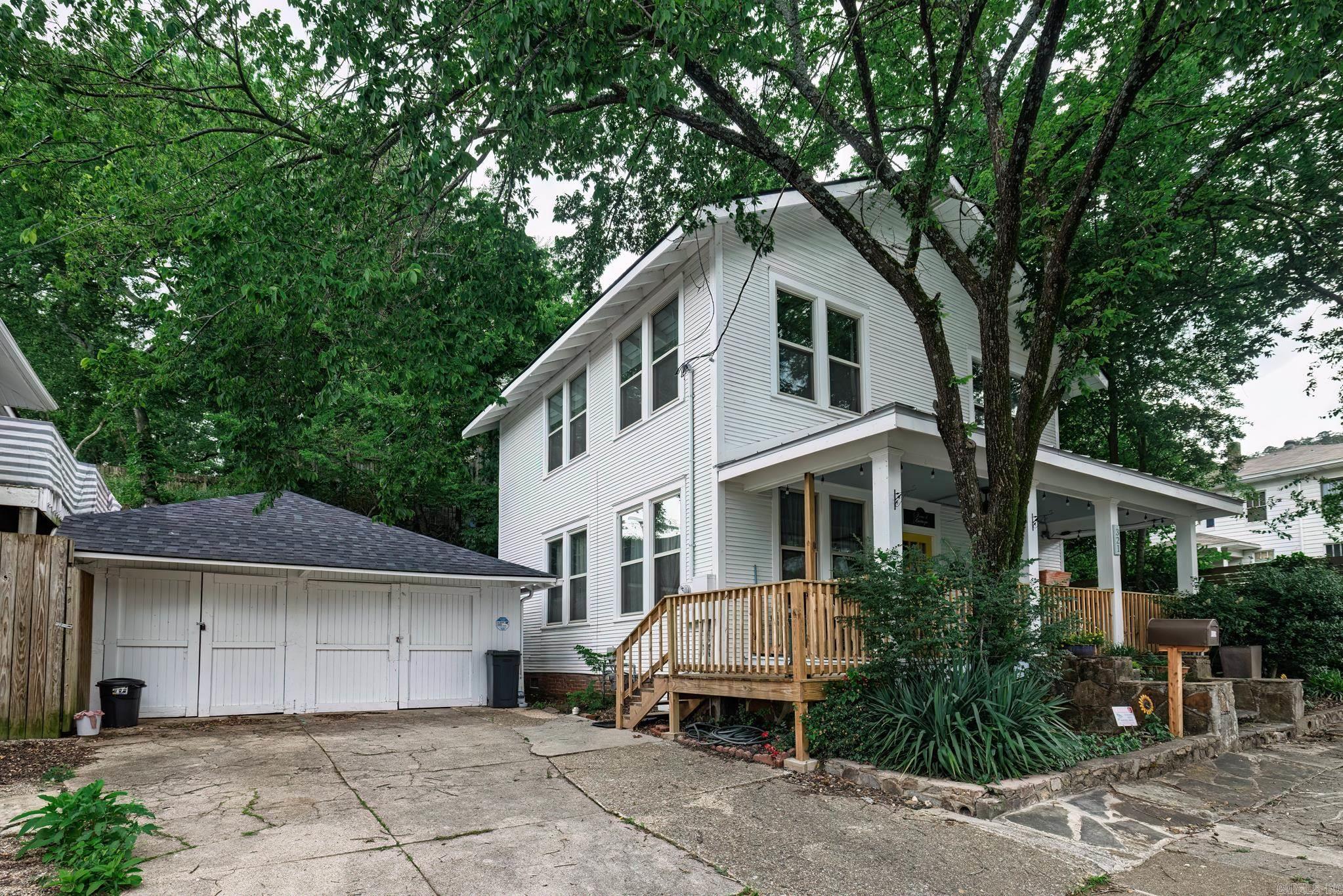321  Hazel  Hot Springs, AR