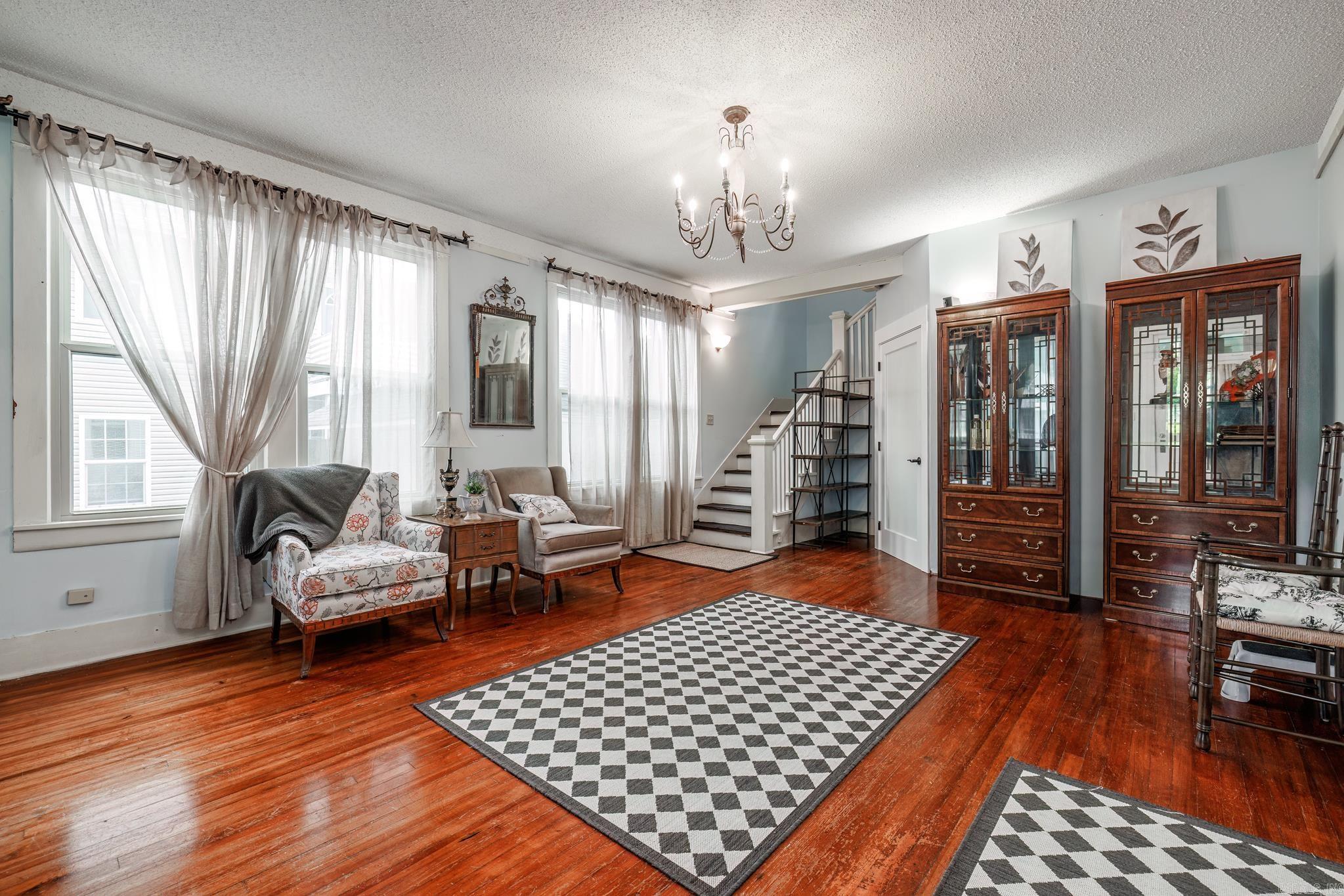 321  Hazel  Hot Springs, AR