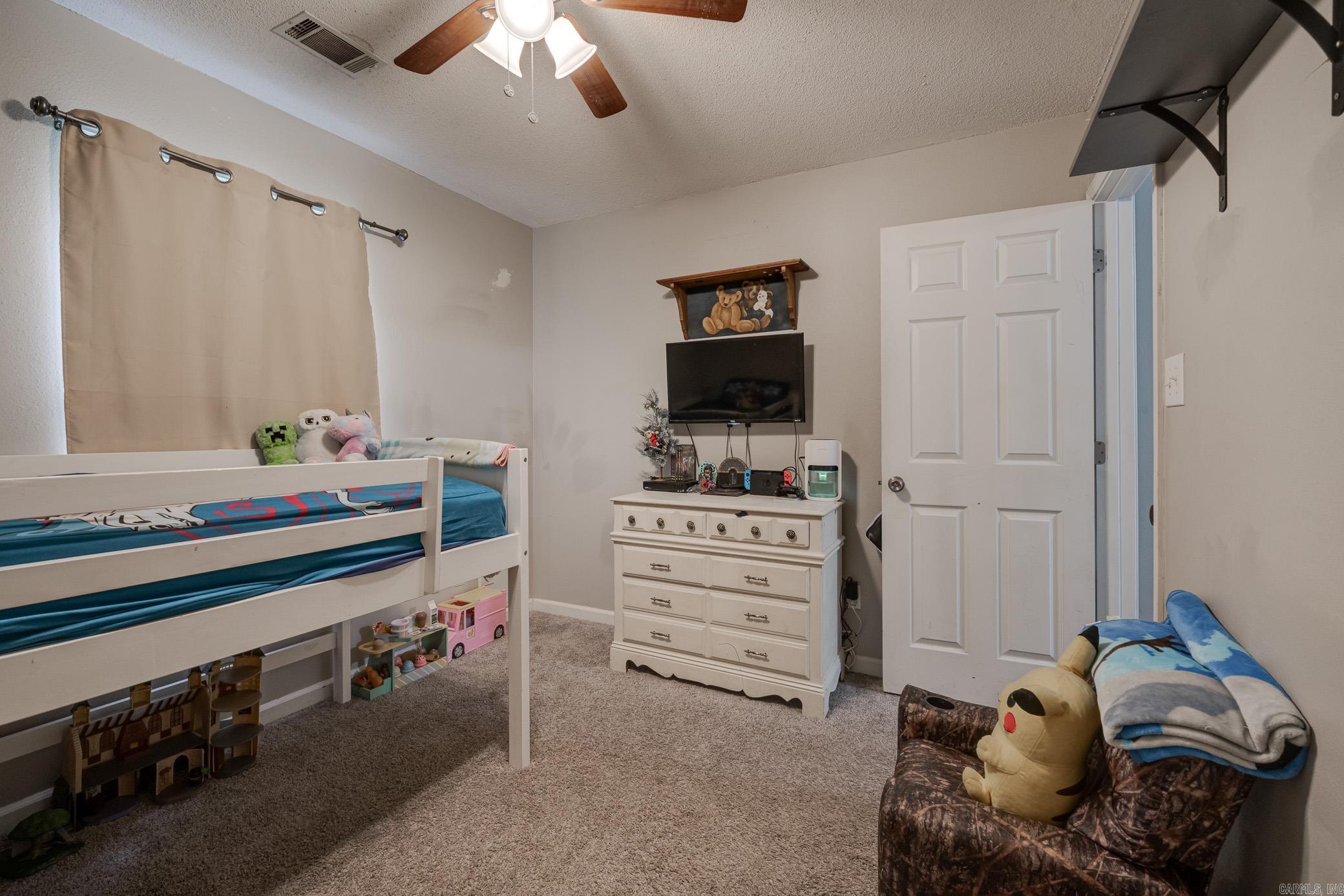 306  Ray  Cabot, AR