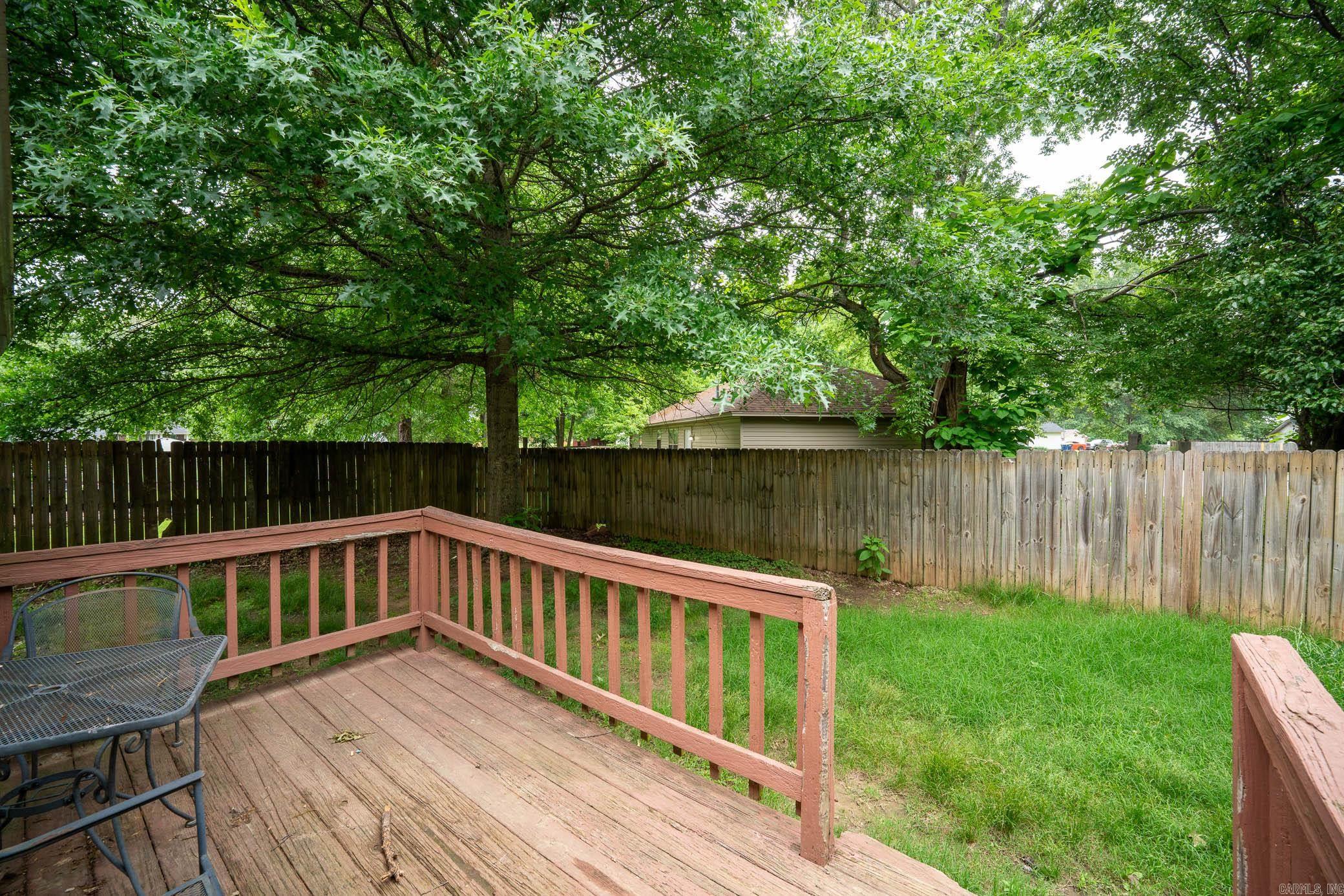 306  Ray  Cabot, AR
