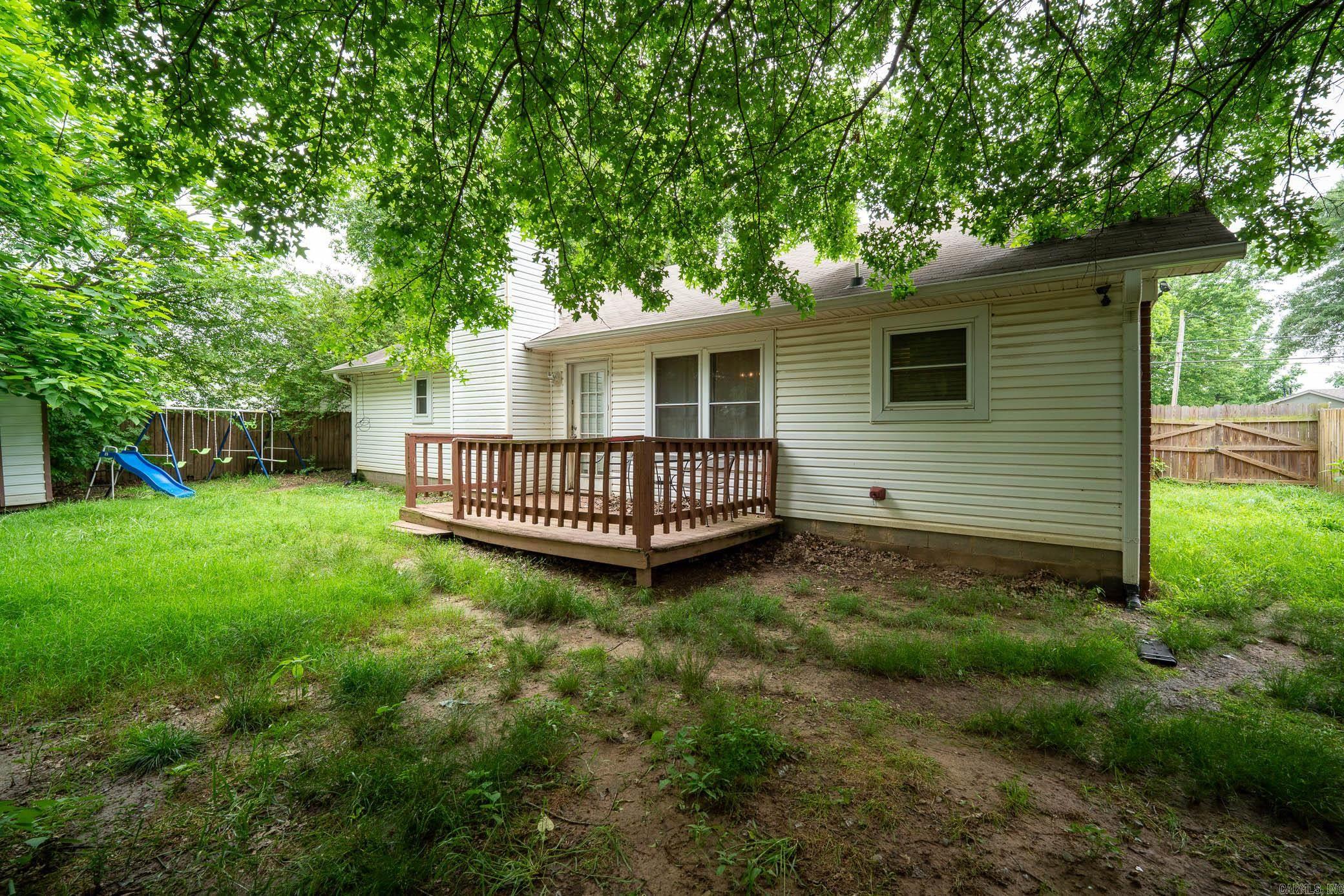 306  Ray  Cabot, AR