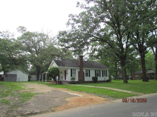 909  Pine  Crossett, AR
