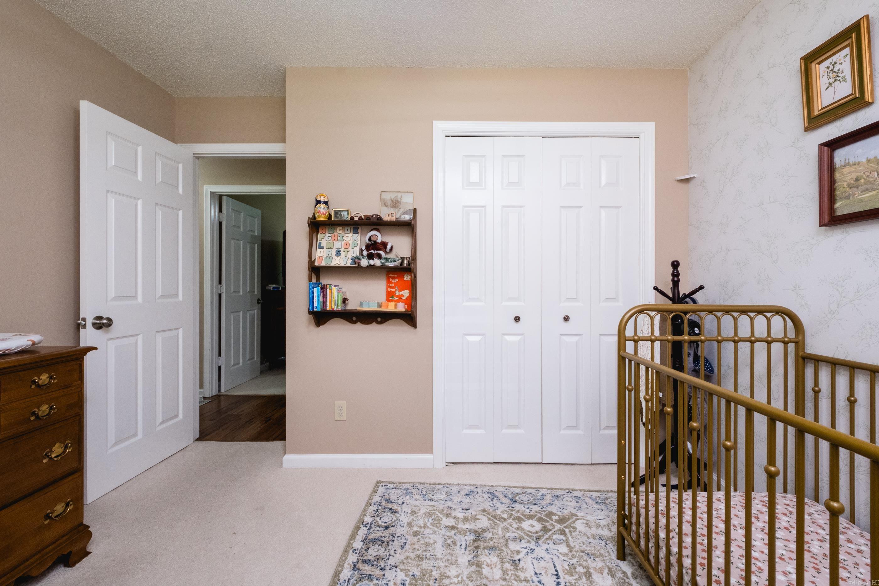 2418  Hickorynut  Little Rock, AR