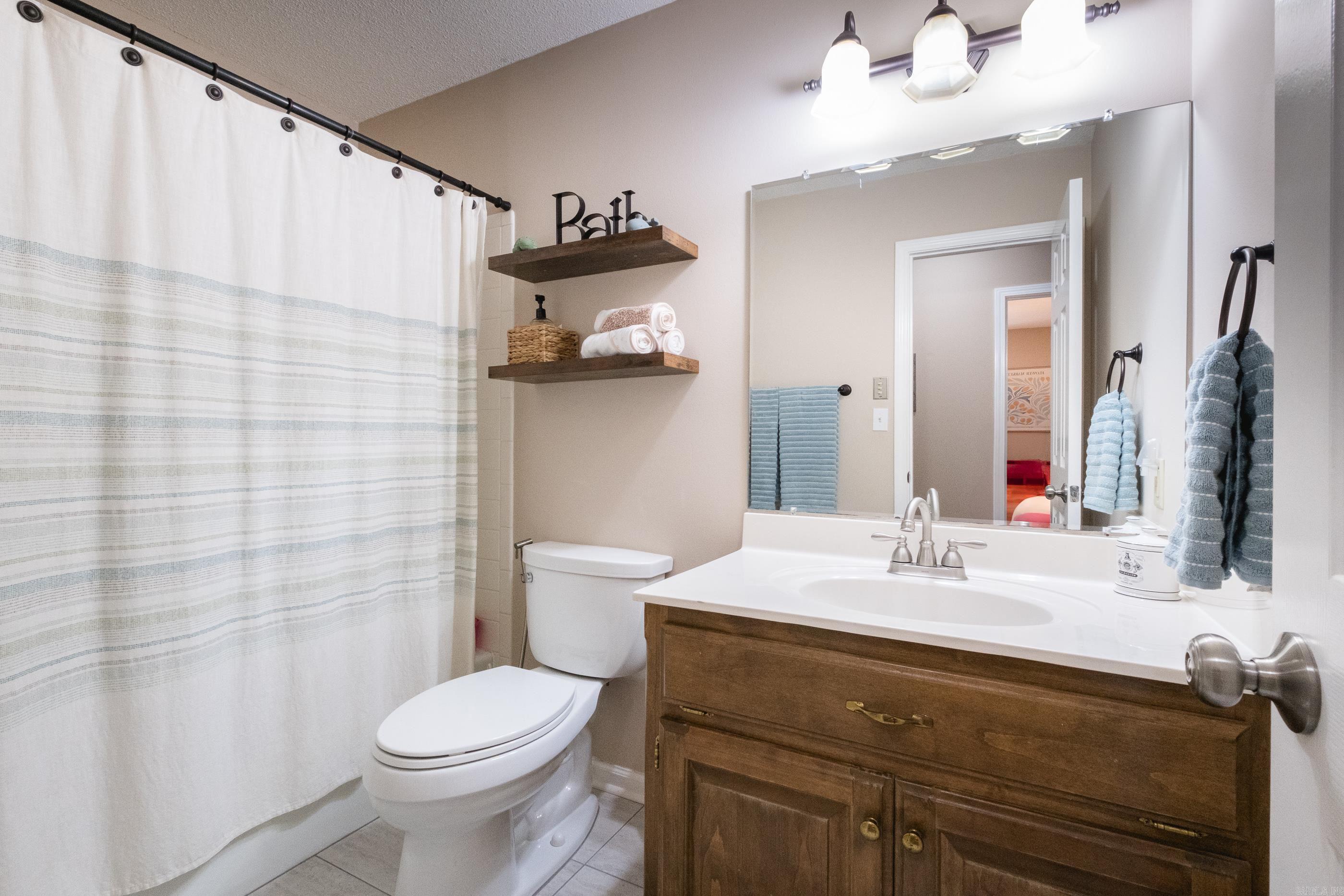 2418  Hickorynut  Little Rock, AR