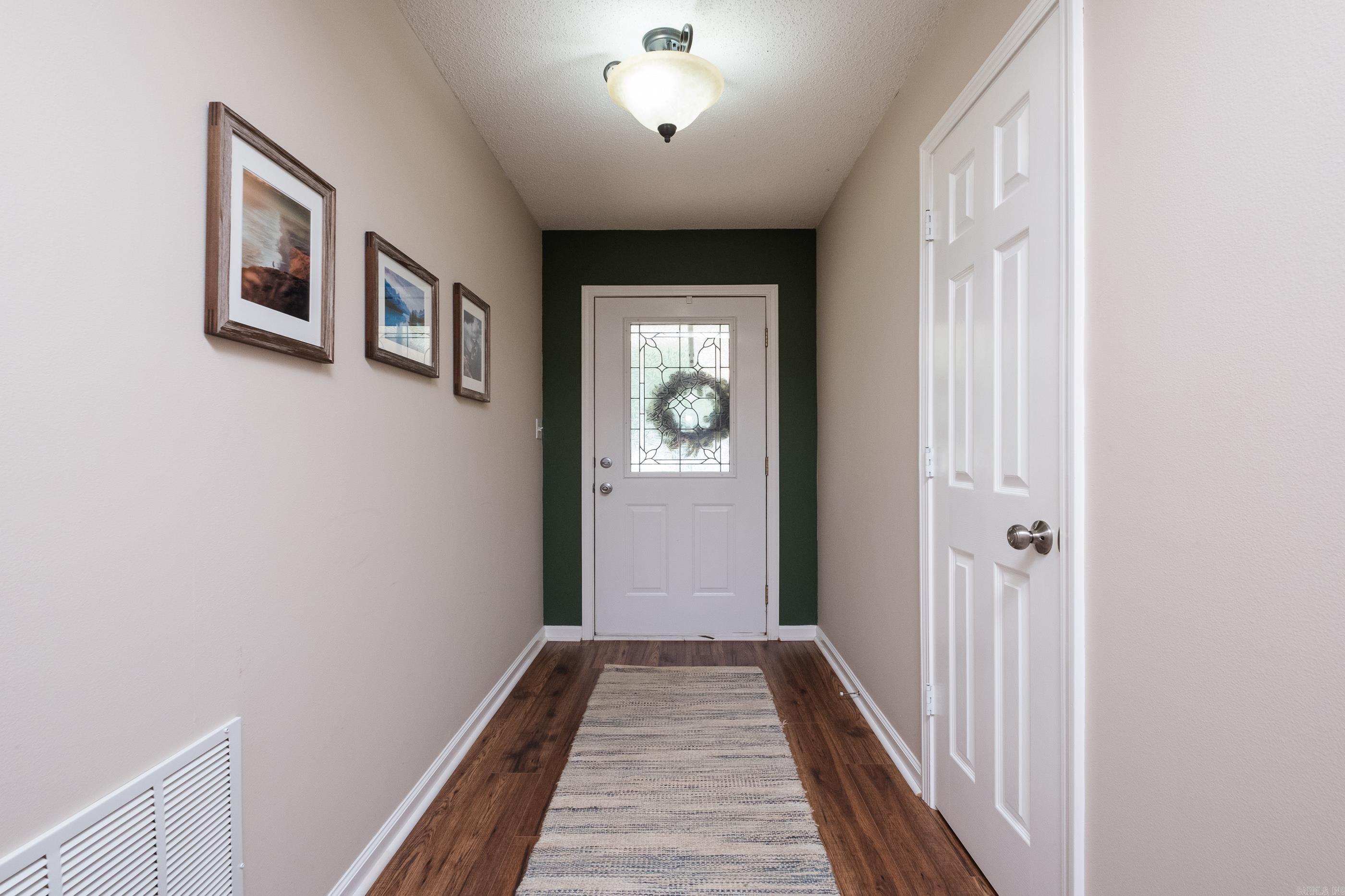 2418  Hickorynut  Little Rock, AR