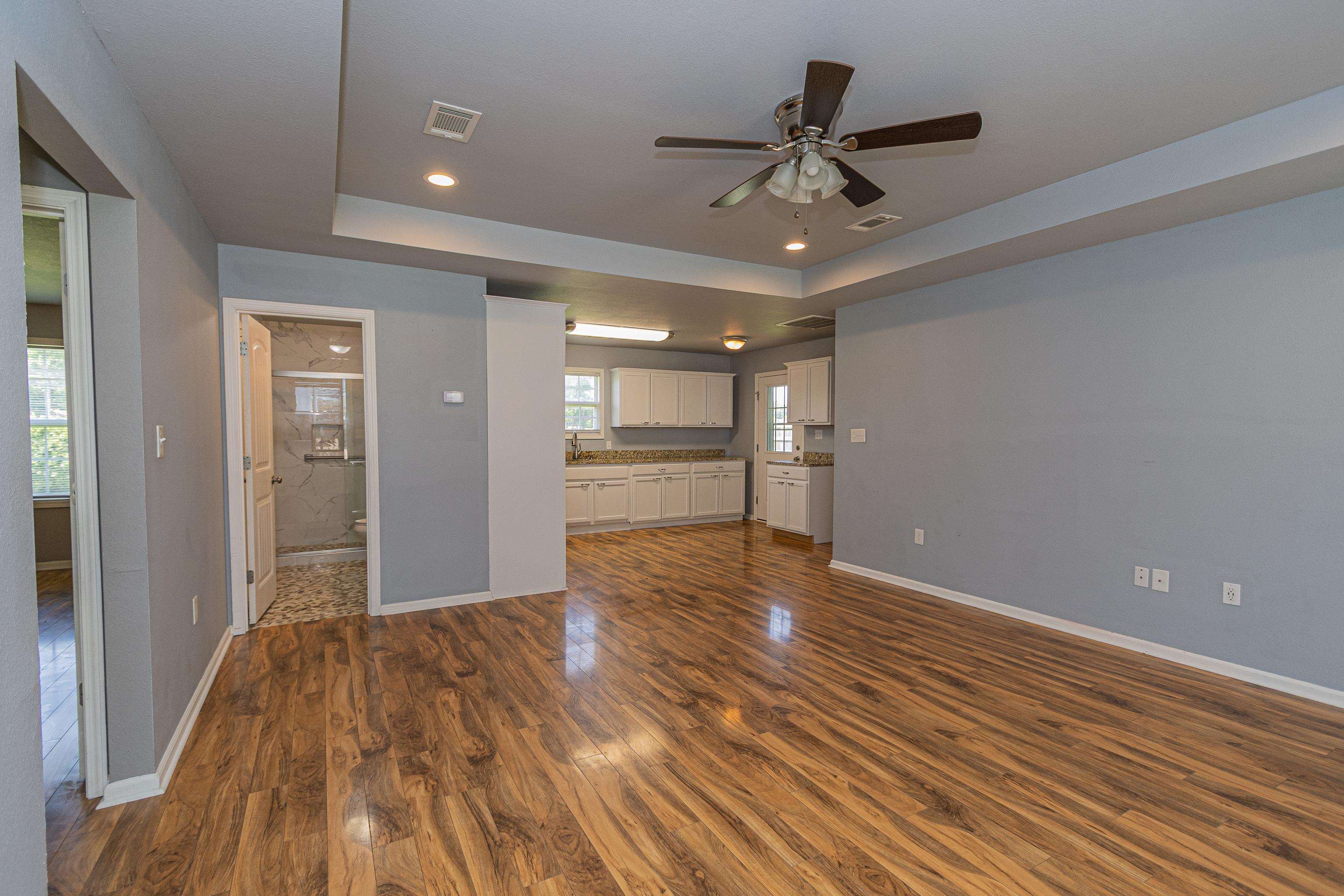 601  Elizabeth  Paragould, AR