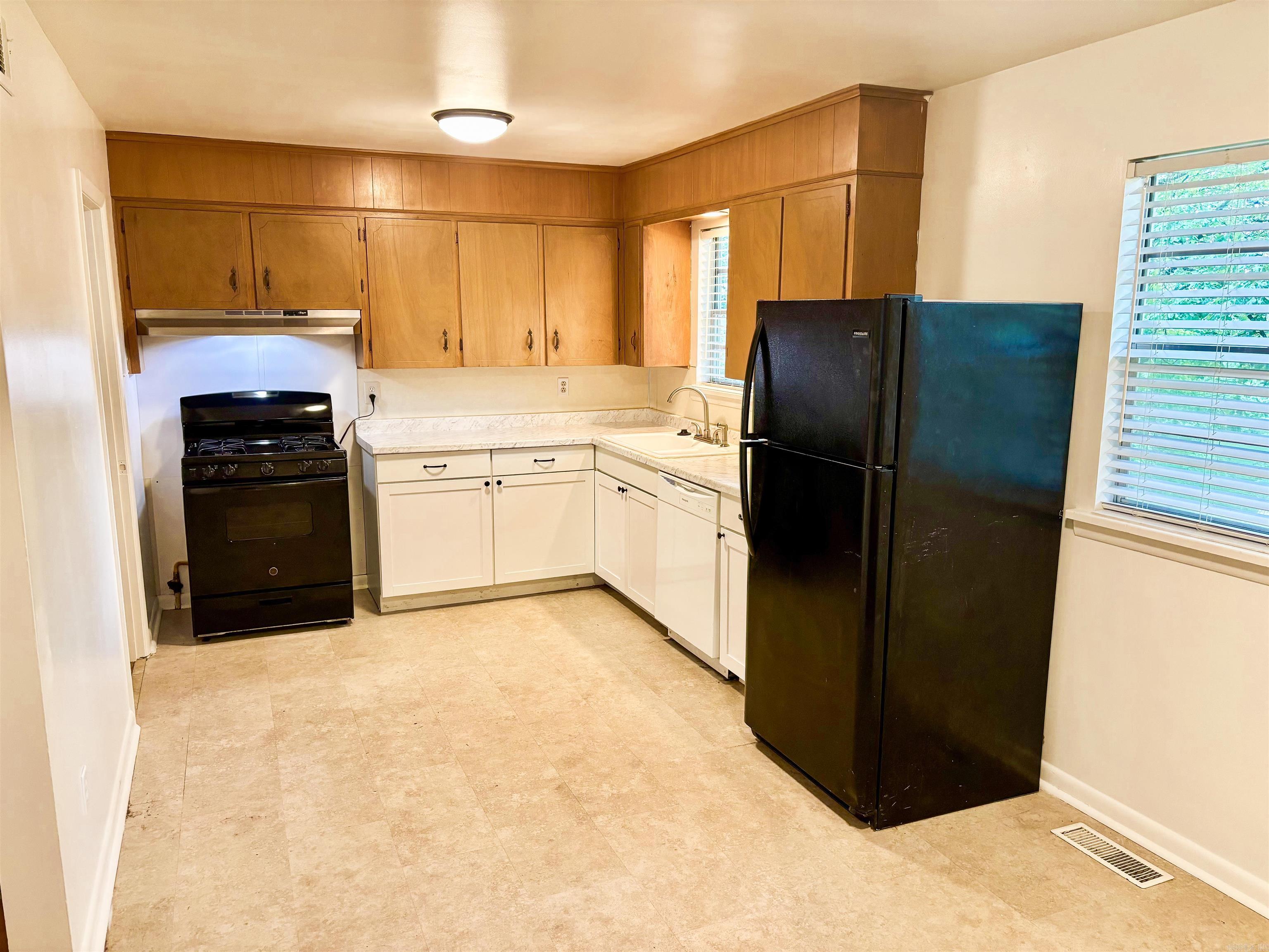704 W 56th Street  North Little Rock, AR