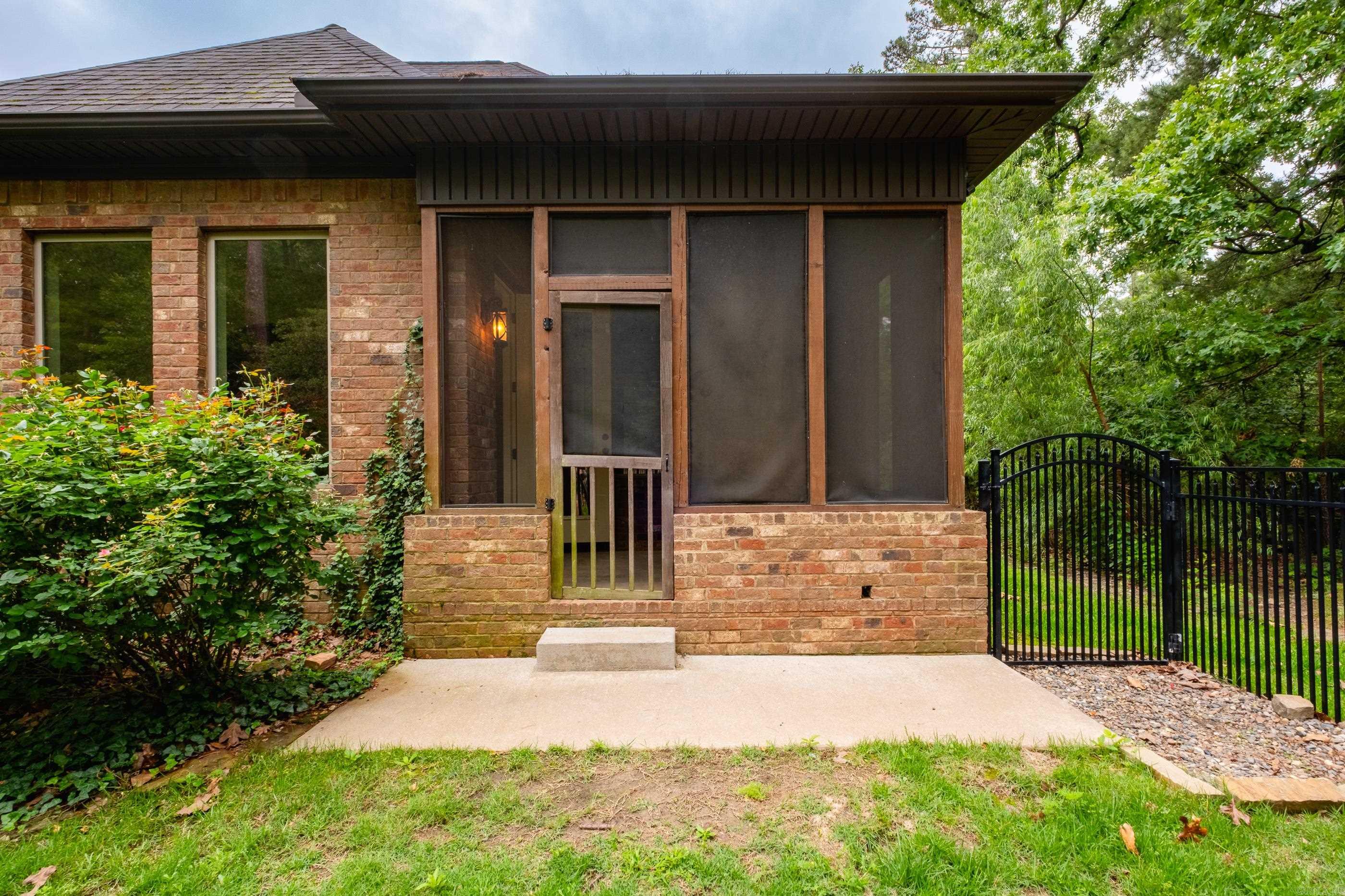 28  Talmont Place  Little Rock, AR