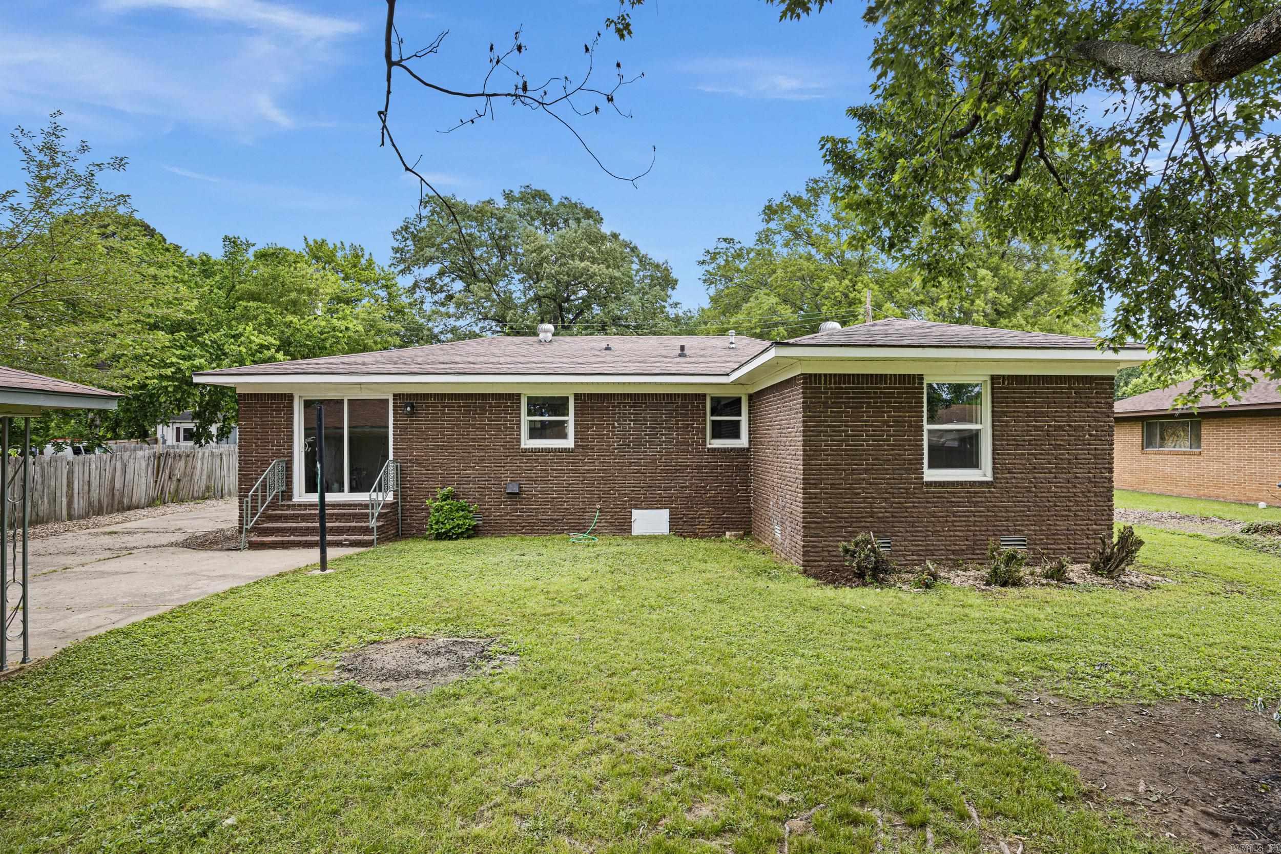 508 E 12th  Russellville, AR