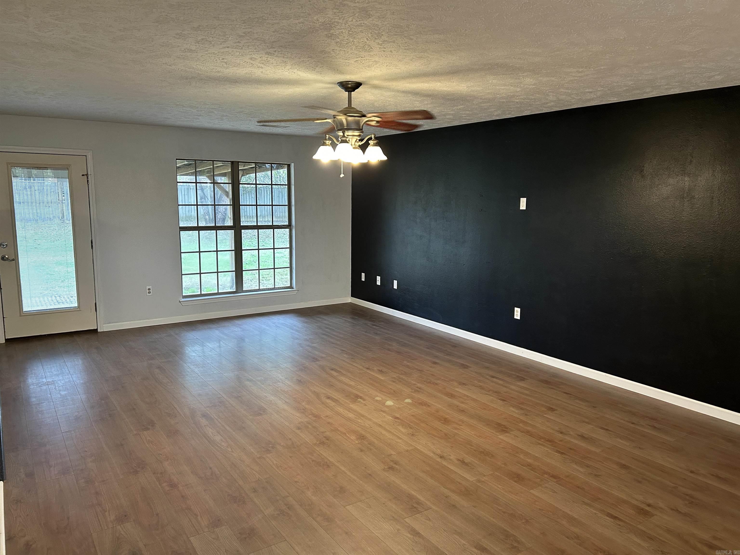23  Dove  Vilonia, AR