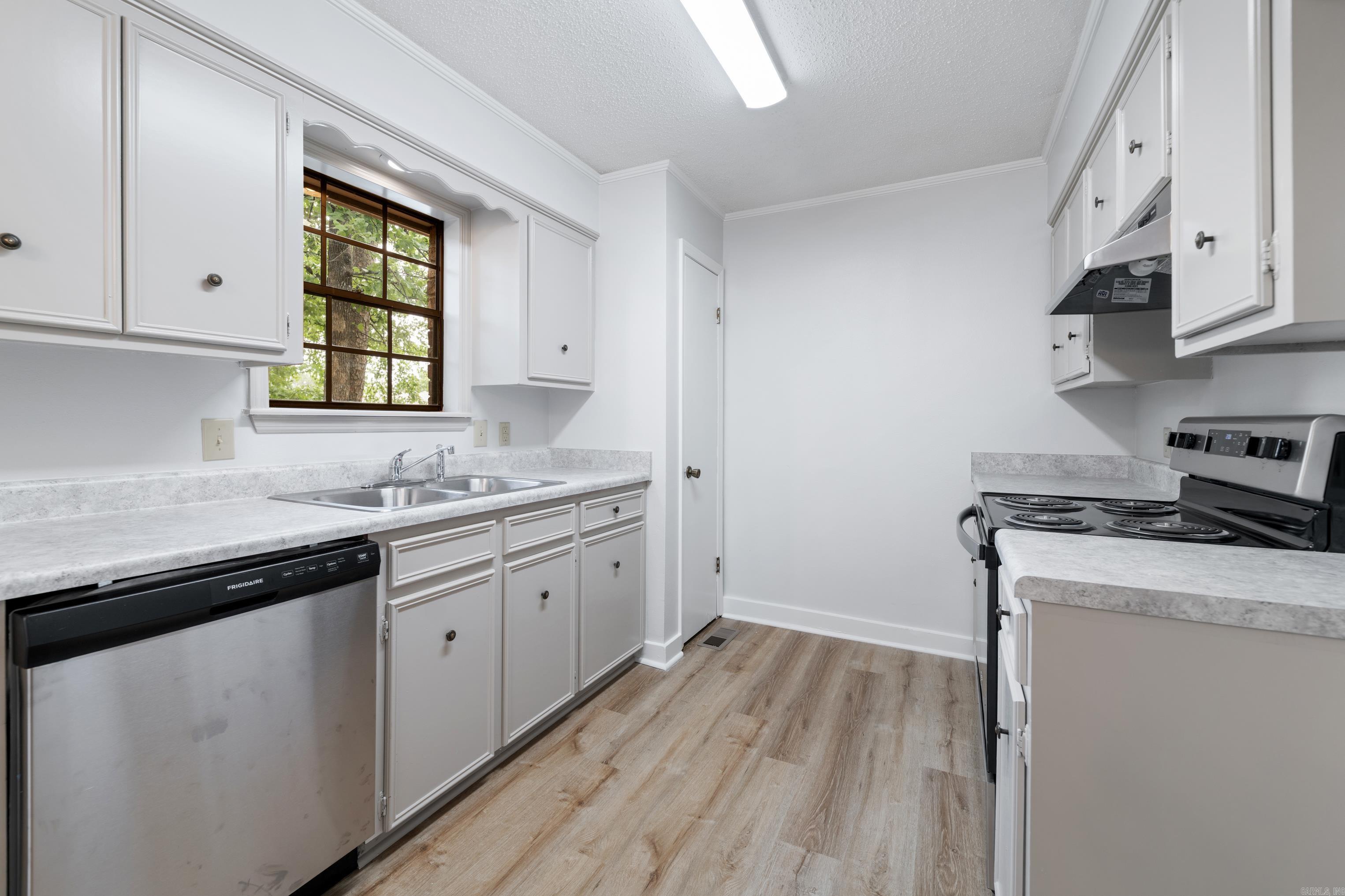 9115  Leatrice  Little Rock, AR