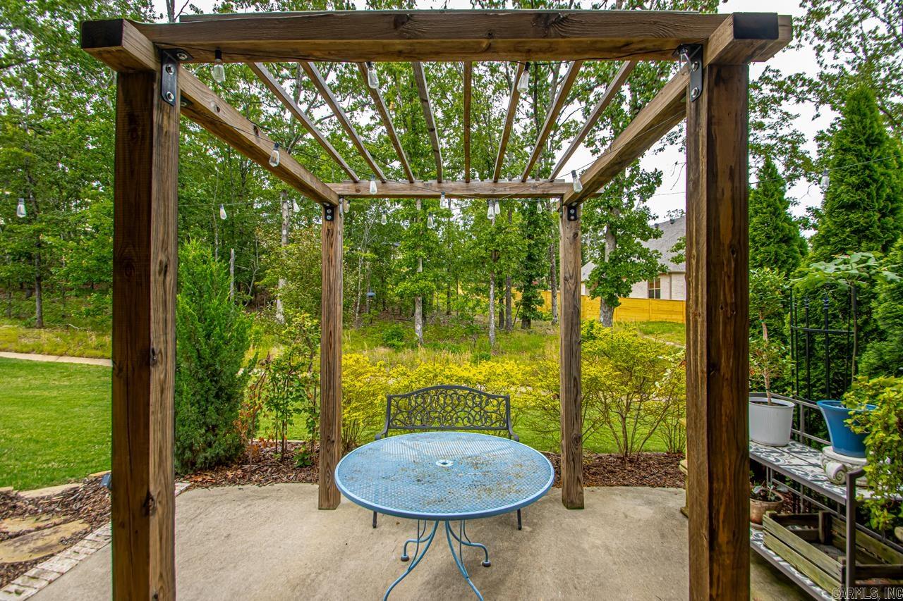 9524  Meadow Oak  Sherwood, AR