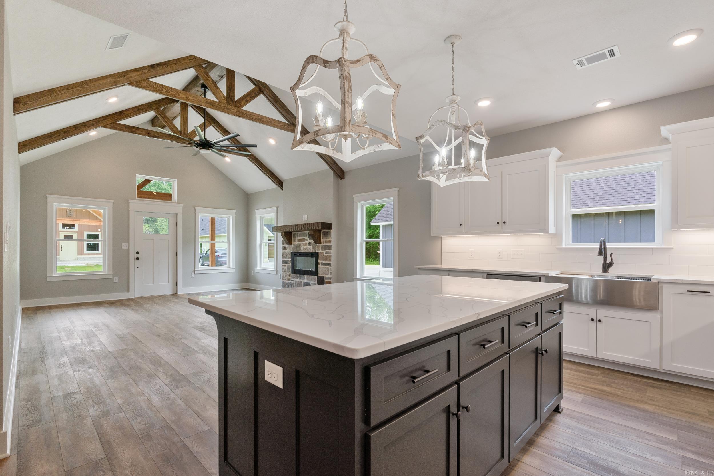 4  Quartet Cove  Greenbrier, AR