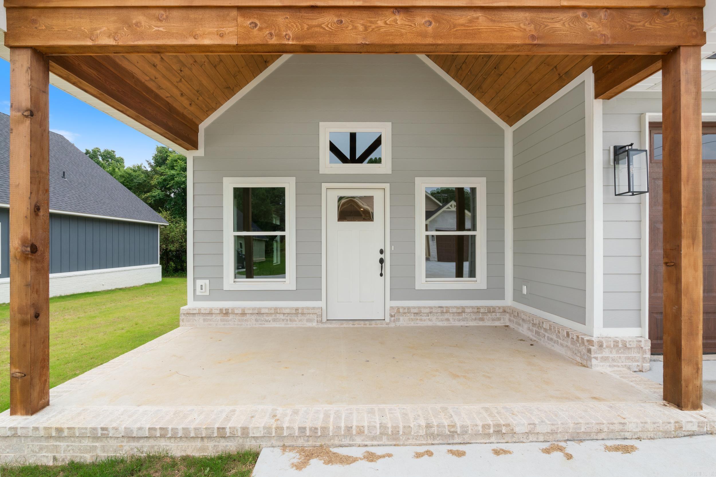 4  Quartet Cove  Greenbrier, AR