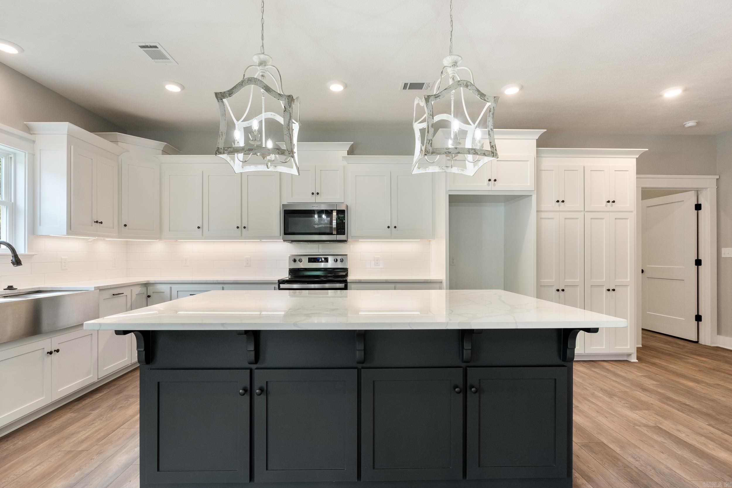4  Quartet Cove  Greenbrier, AR