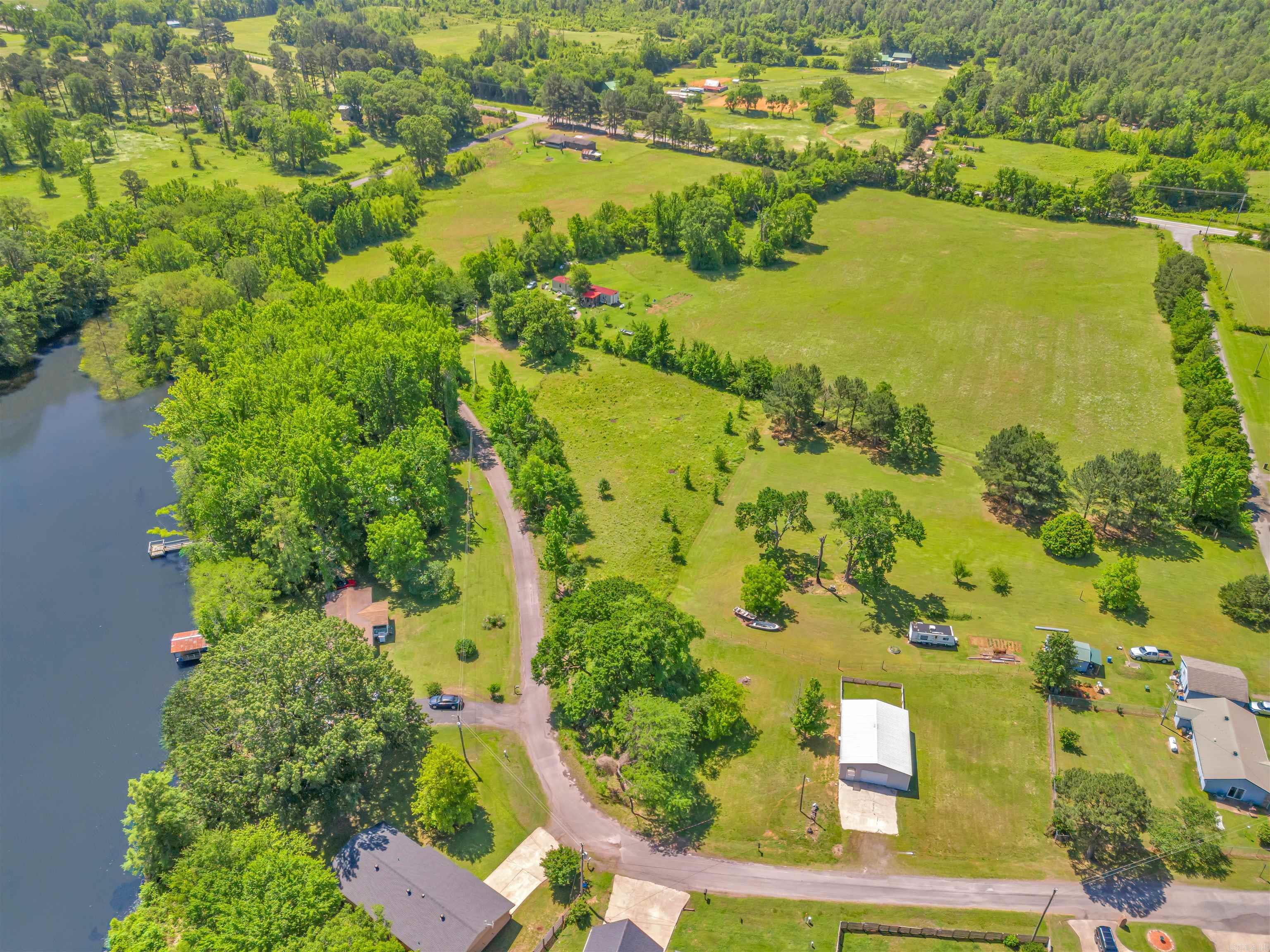 Tract 2  Lakeview  Houston, AR