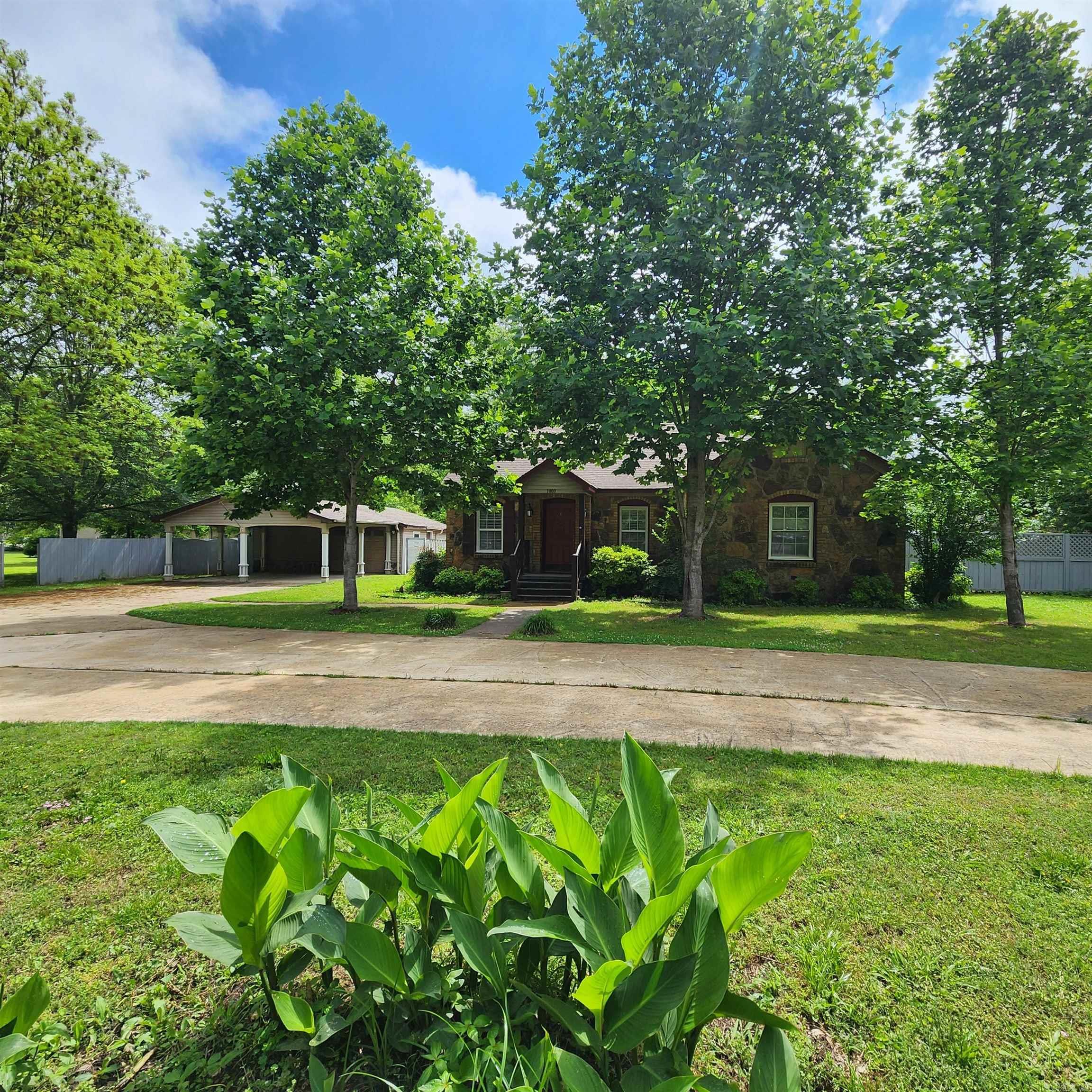 1000  Gum springs  Searcy, AR