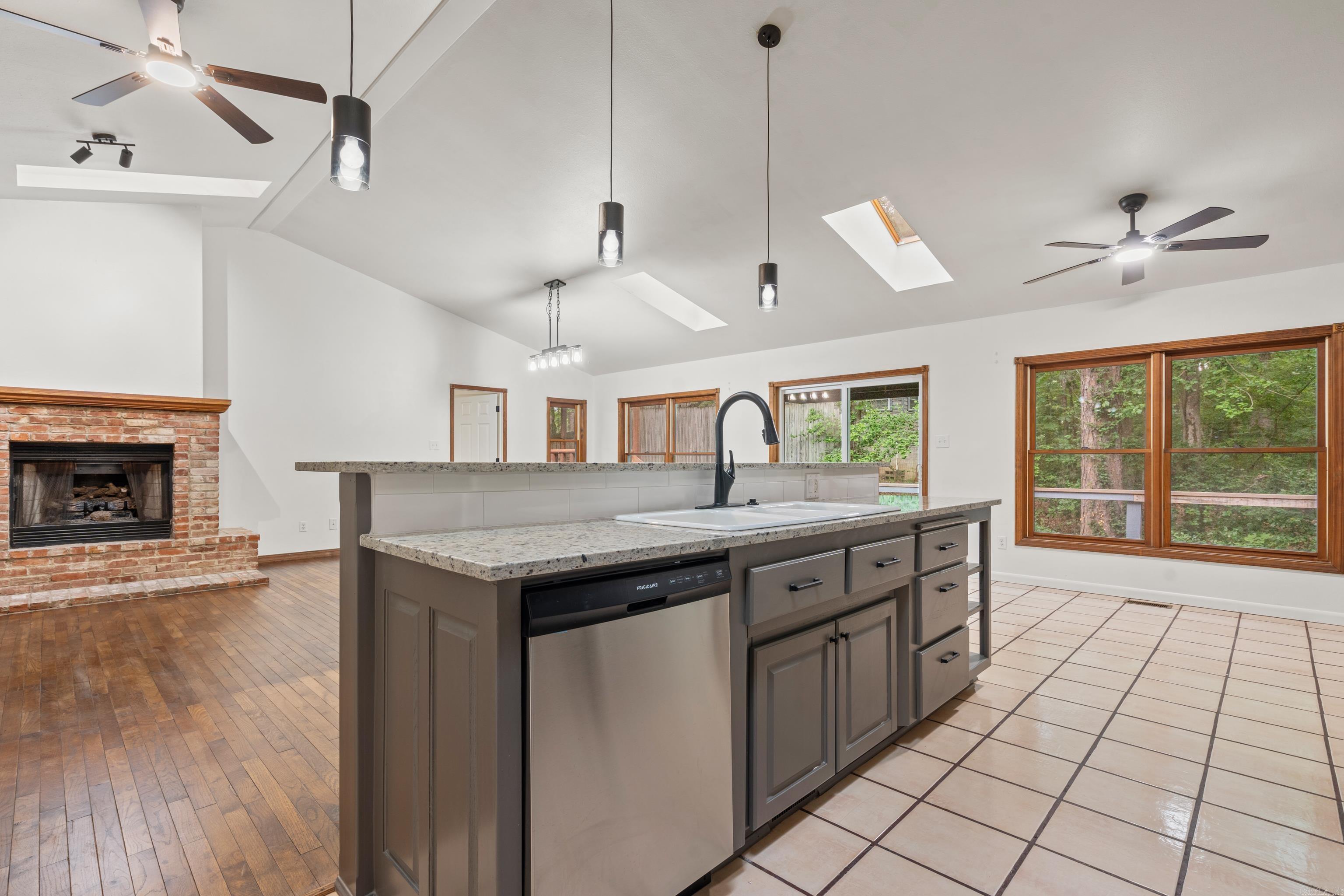 110  Grand Ridge  Hot Springs, AR