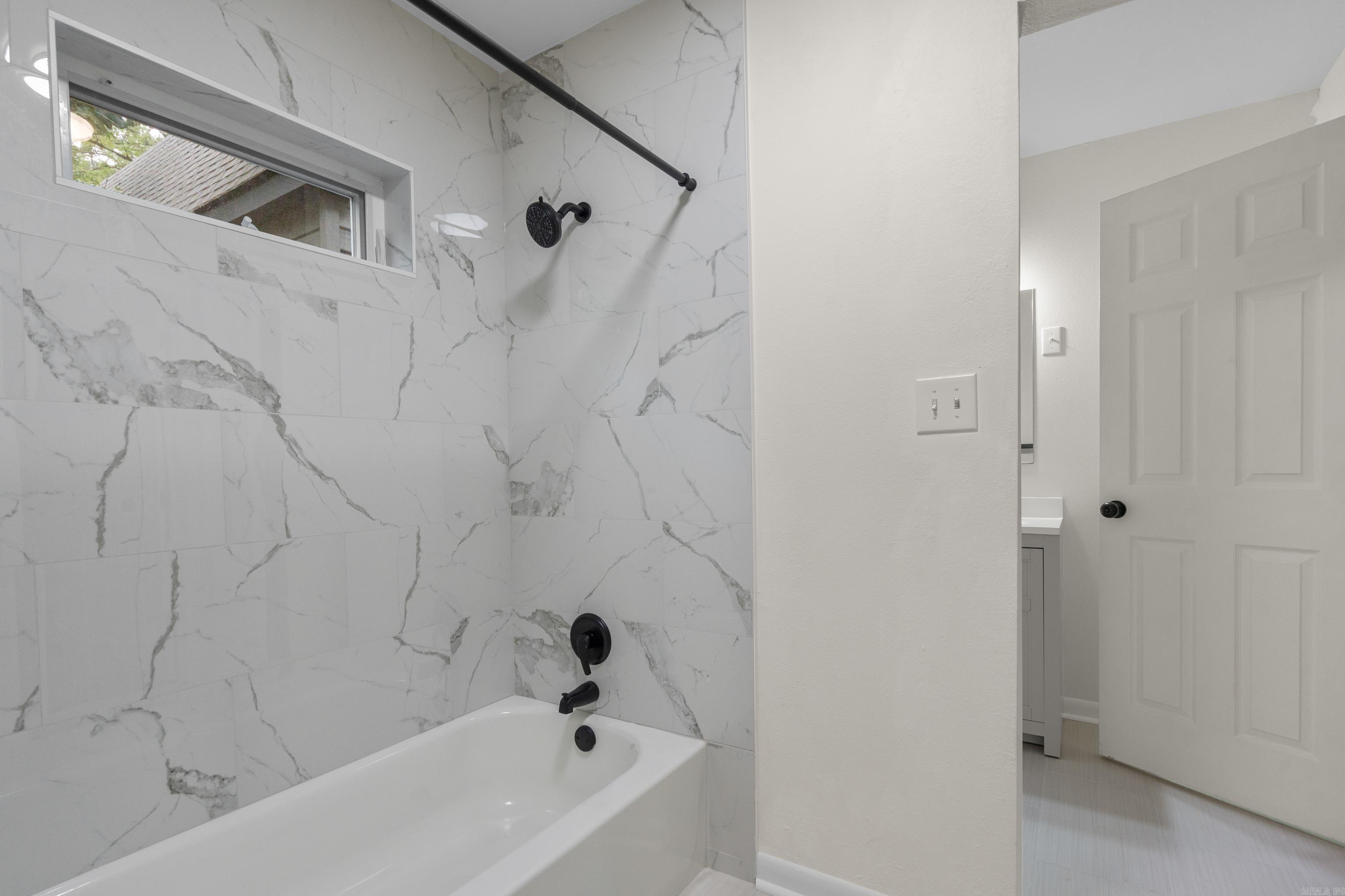 110  Grand Ridge  Hot Springs, AR