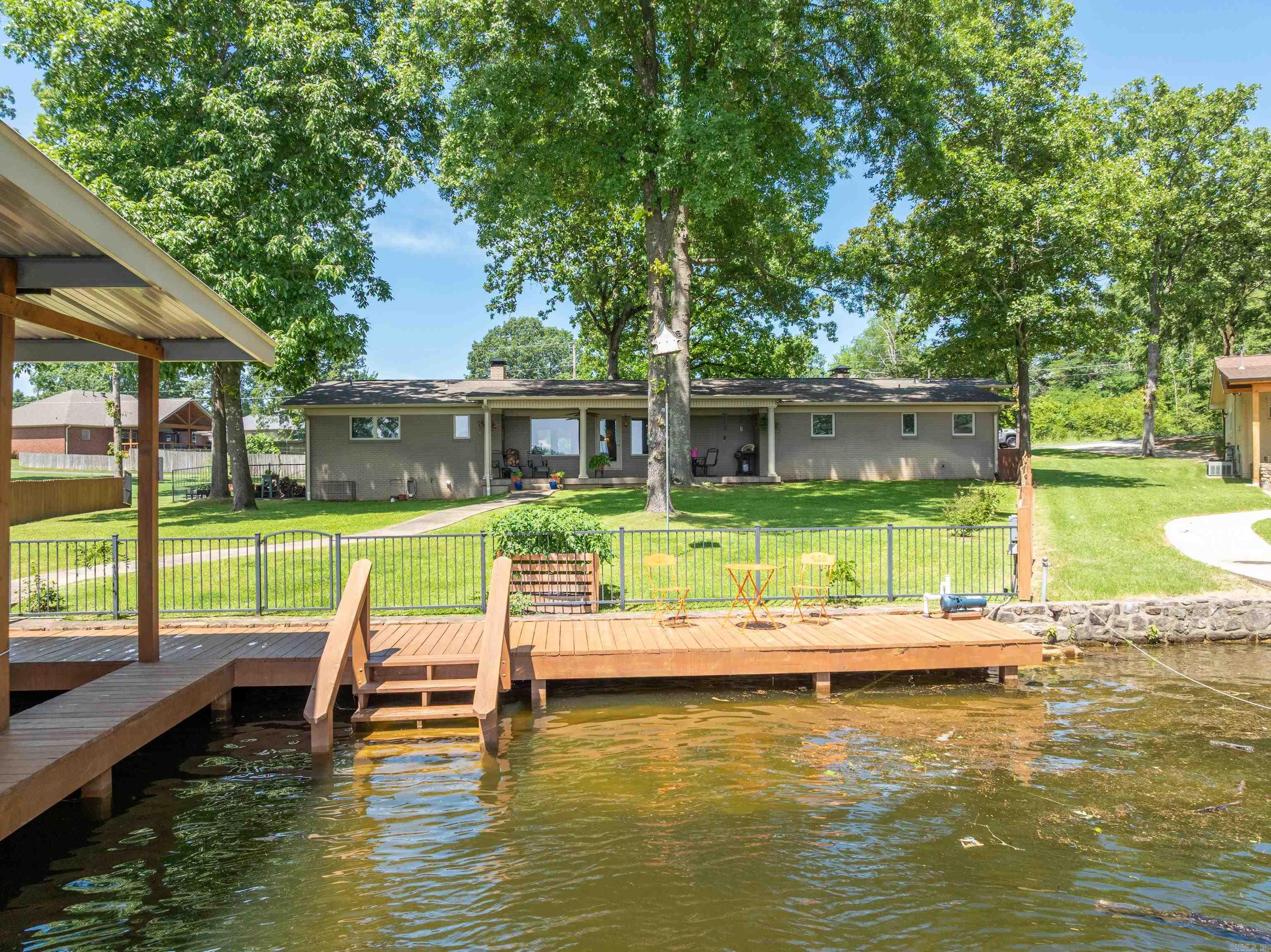 215  Gregory  Hot Springs, AR