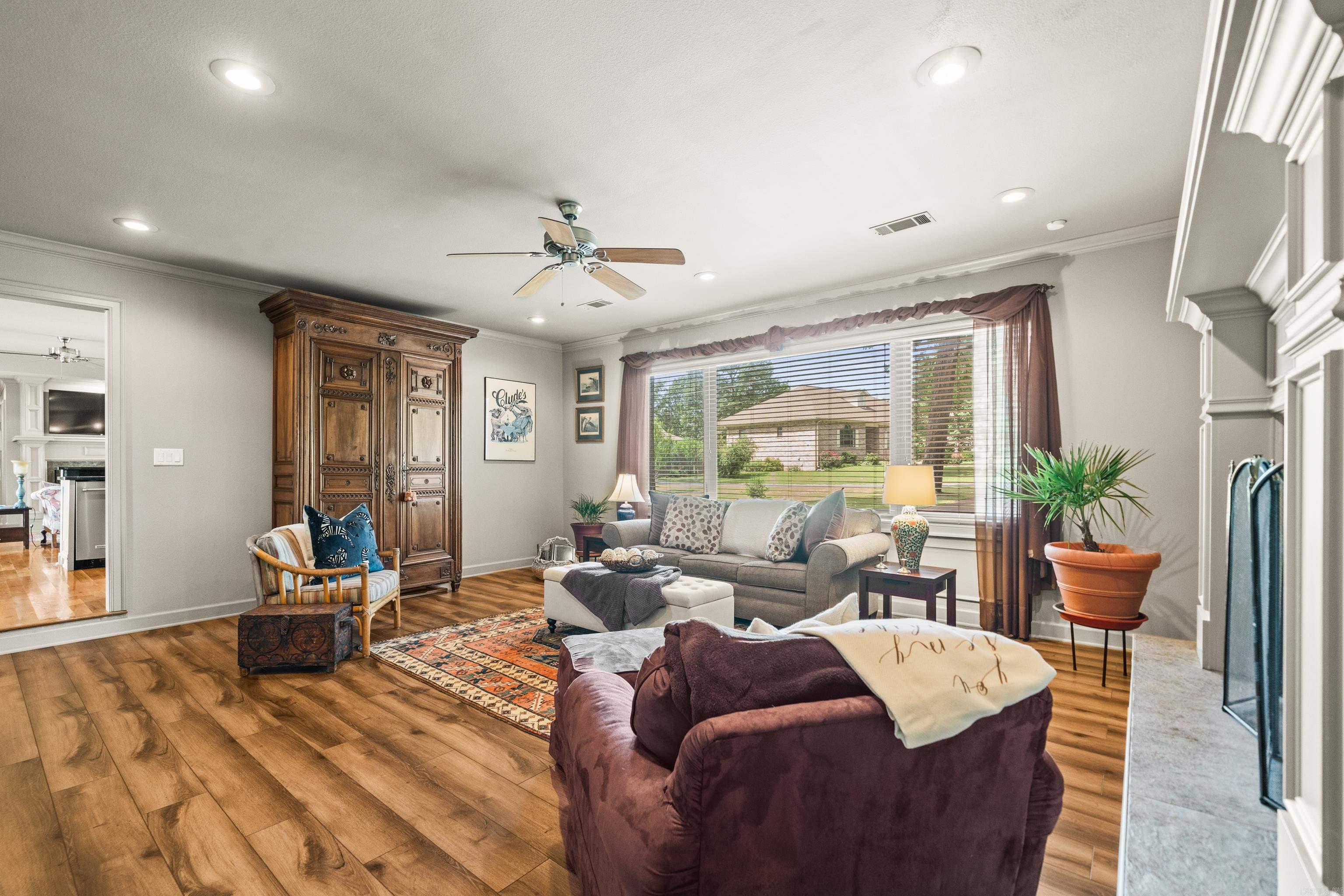 215  Gregory  Hot Springs, AR