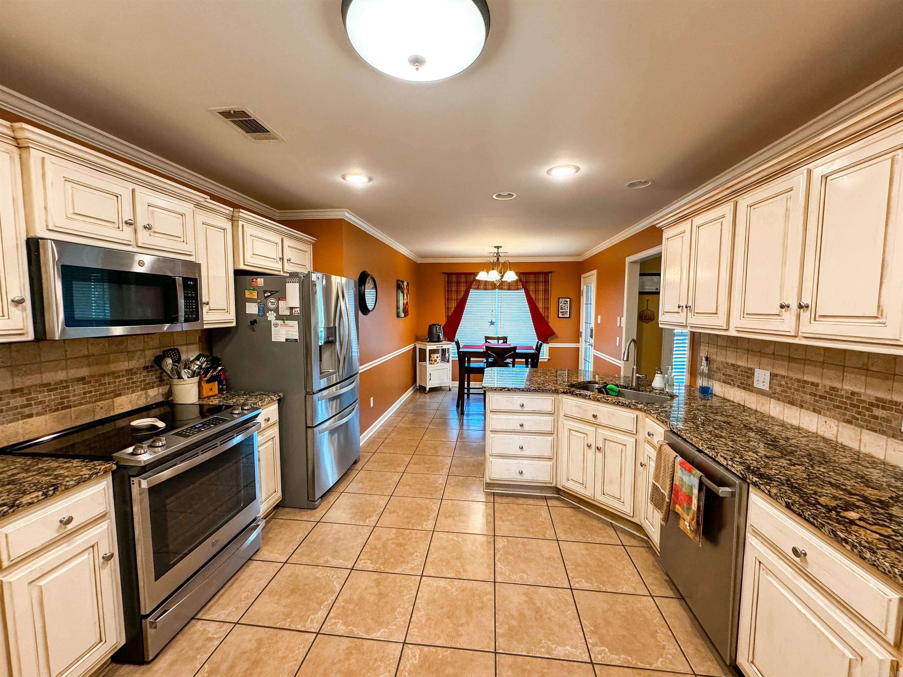 6  Palmer Court  Searcy, AR
