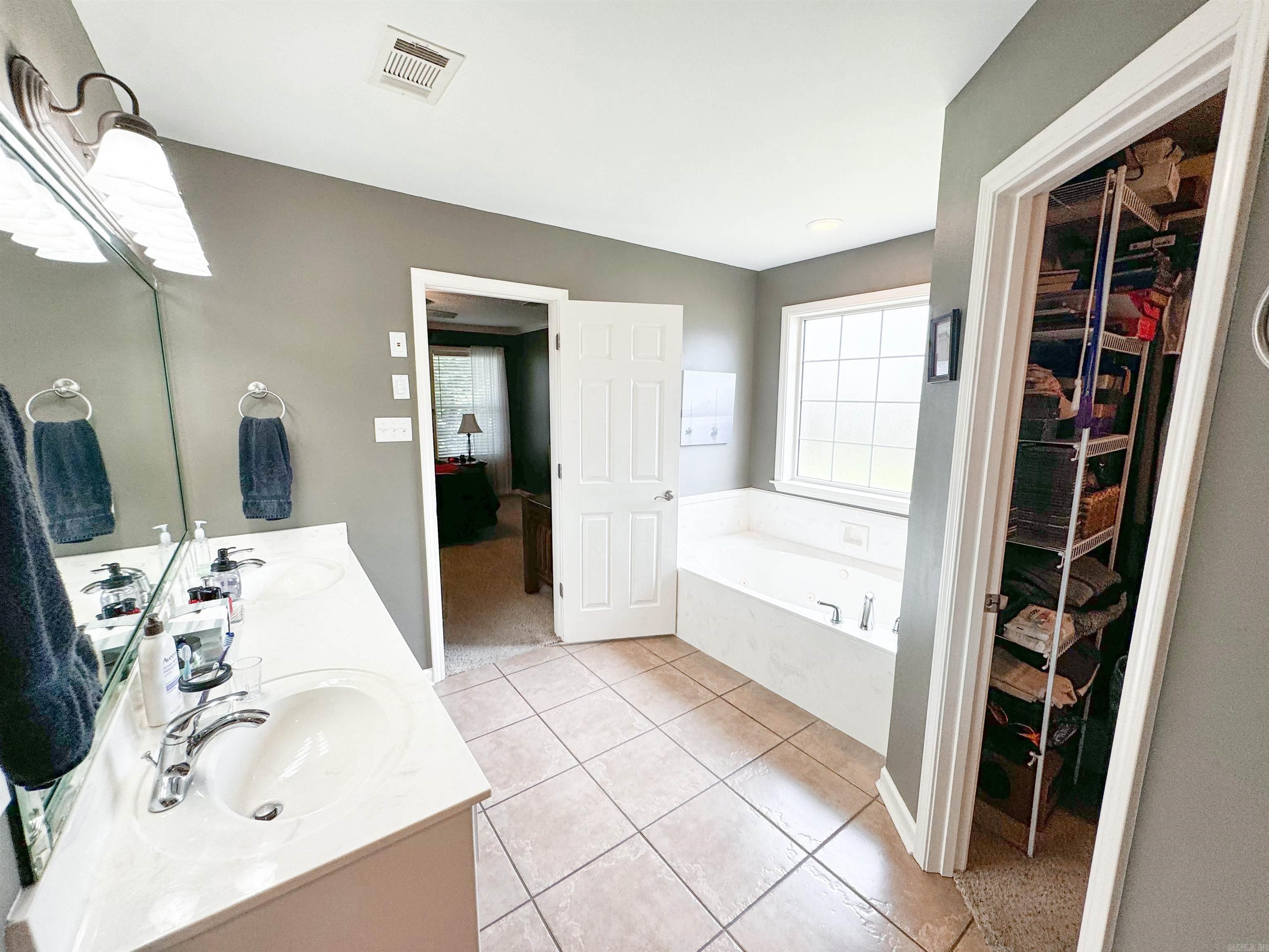 6  Palmer Court  Searcy, AR