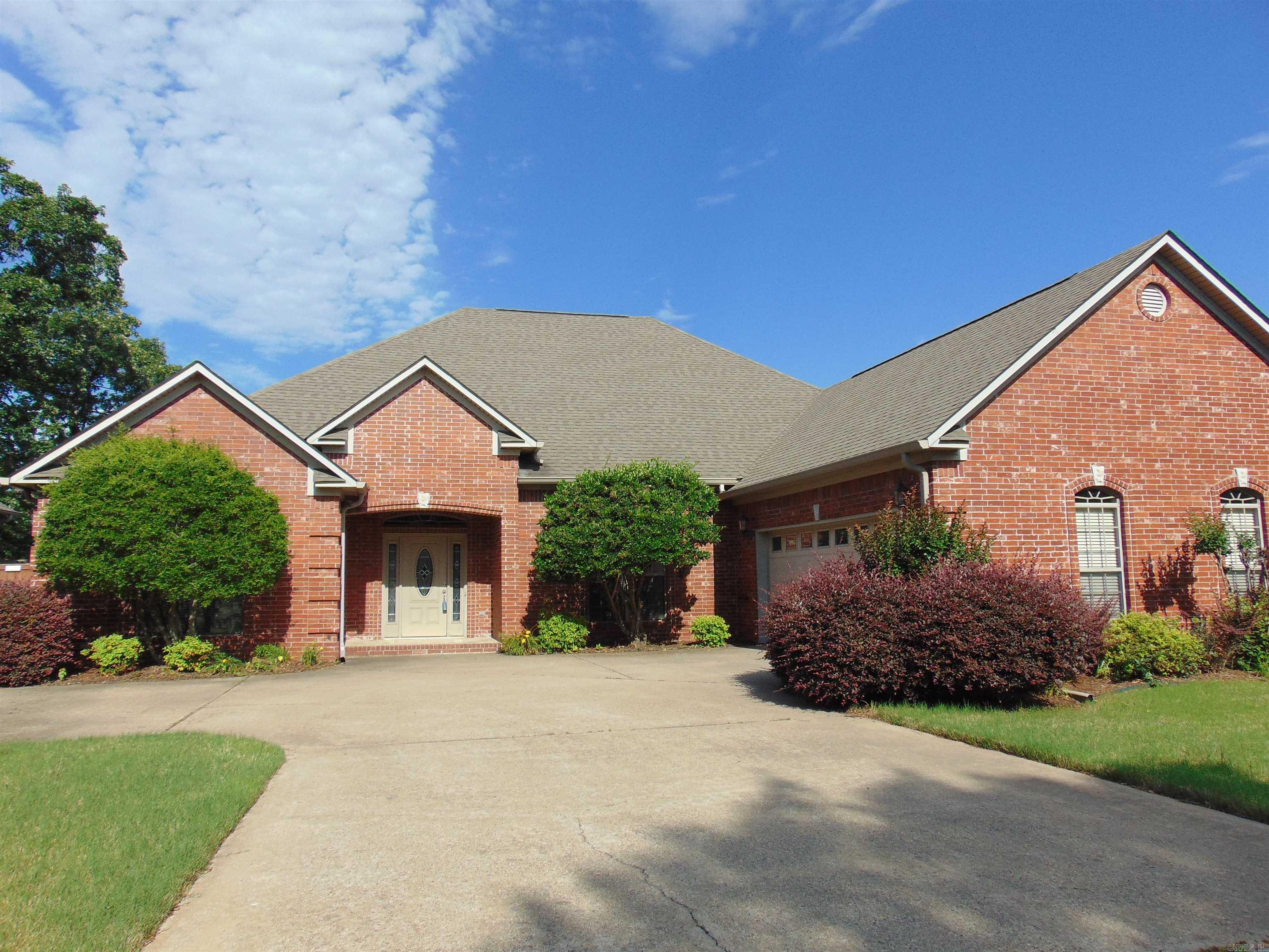 113  Bouriese  Maumelle, AR