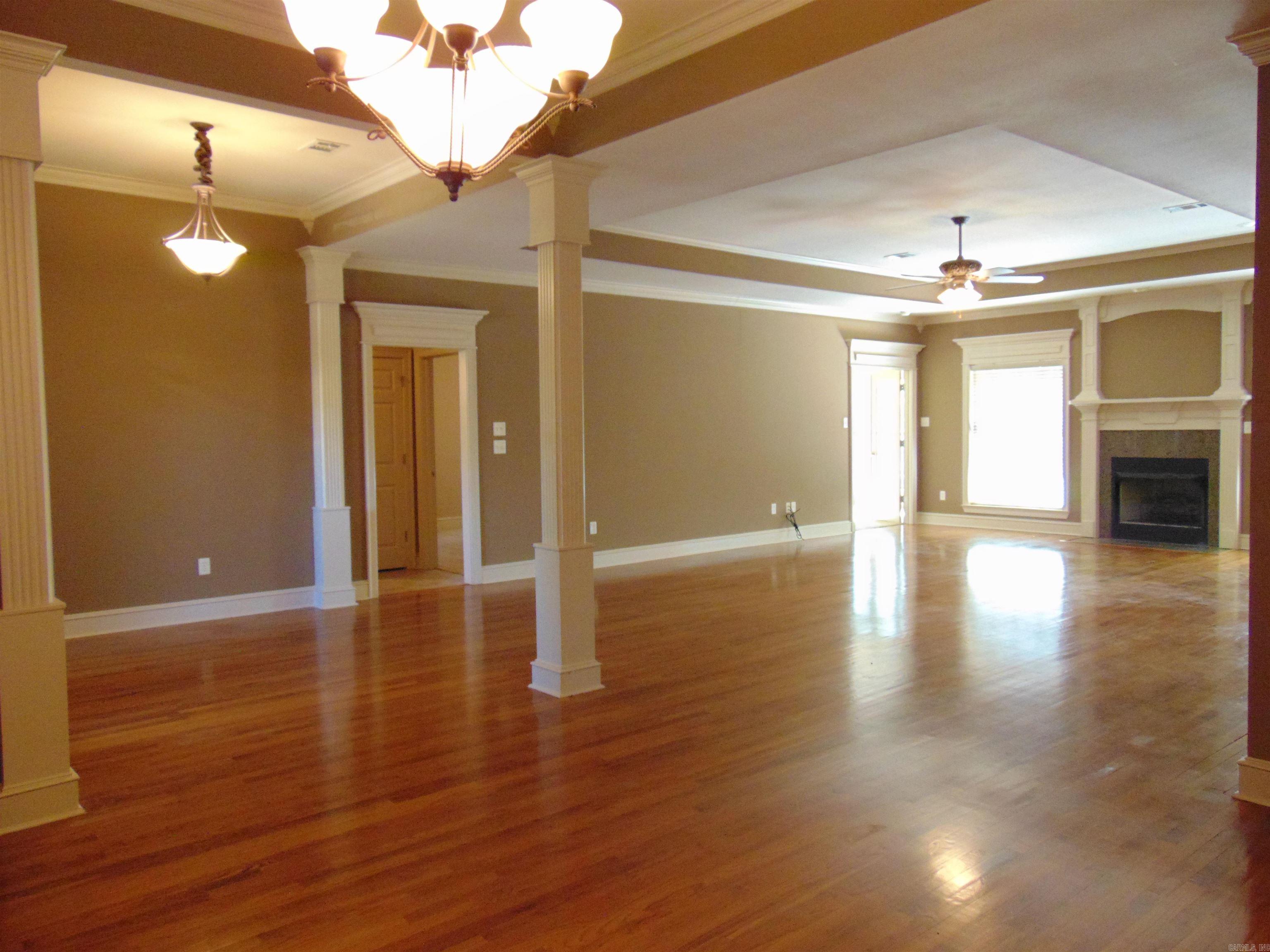 113  Bouriese  Maumelle, AR