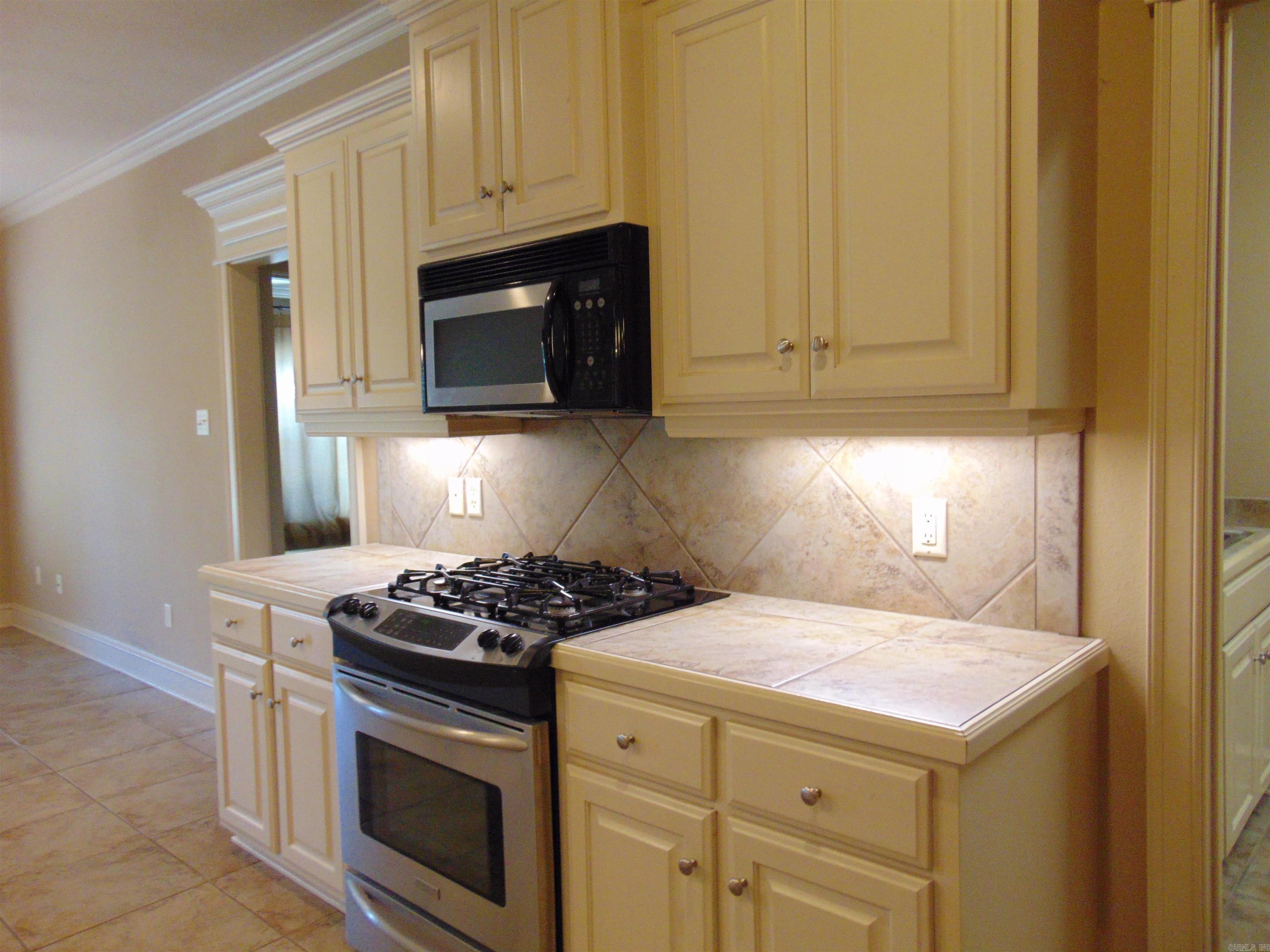 113  Bouriese  Maumelle, AR