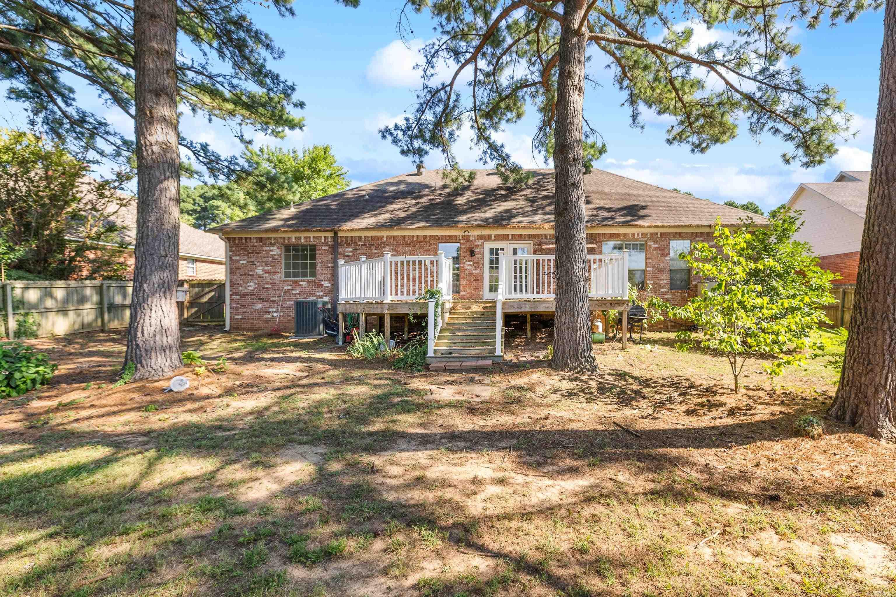 3225 Athens  Conway, AR