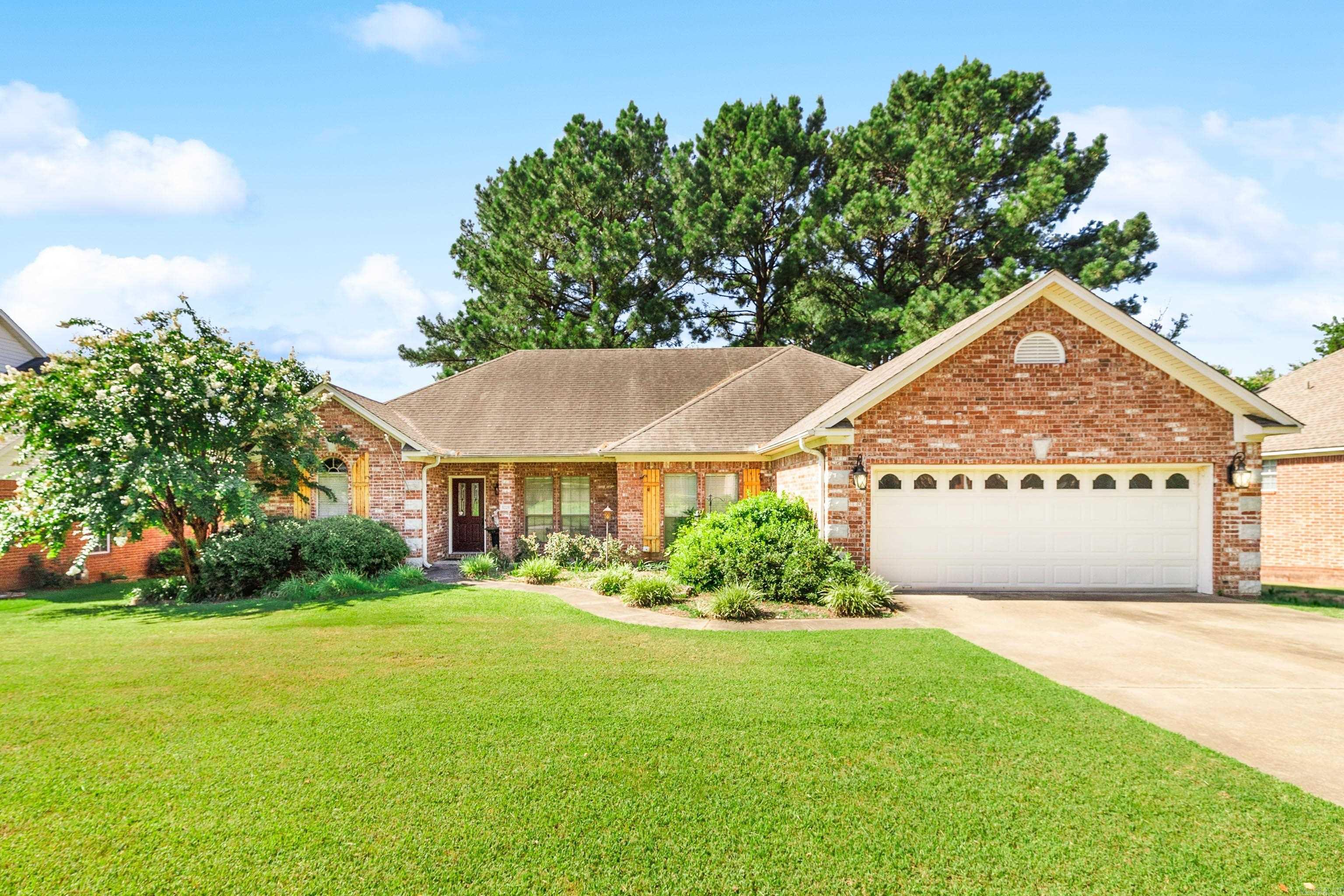 3225 Athens  Conway, AR