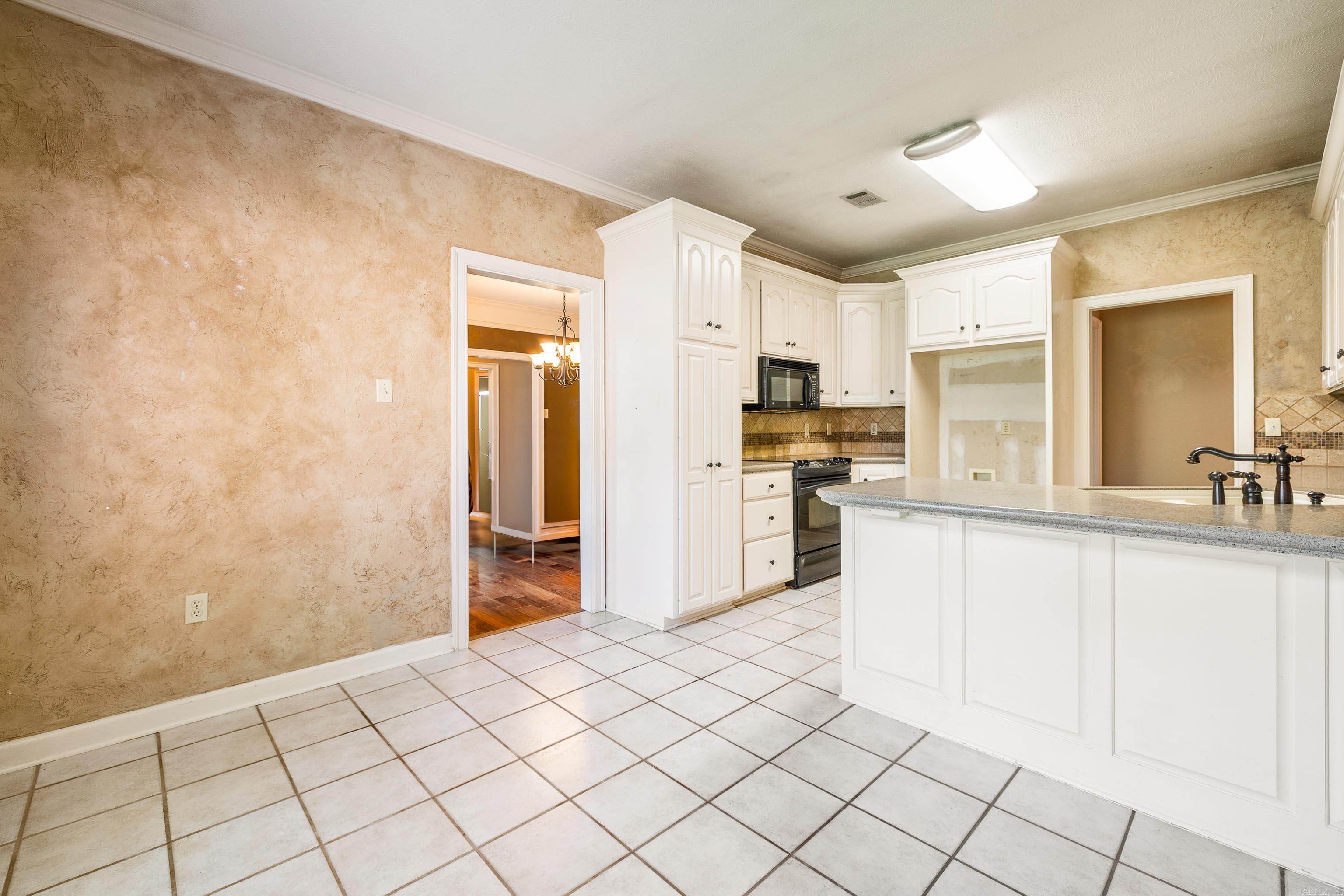 3225 Athens  Conway, AR
