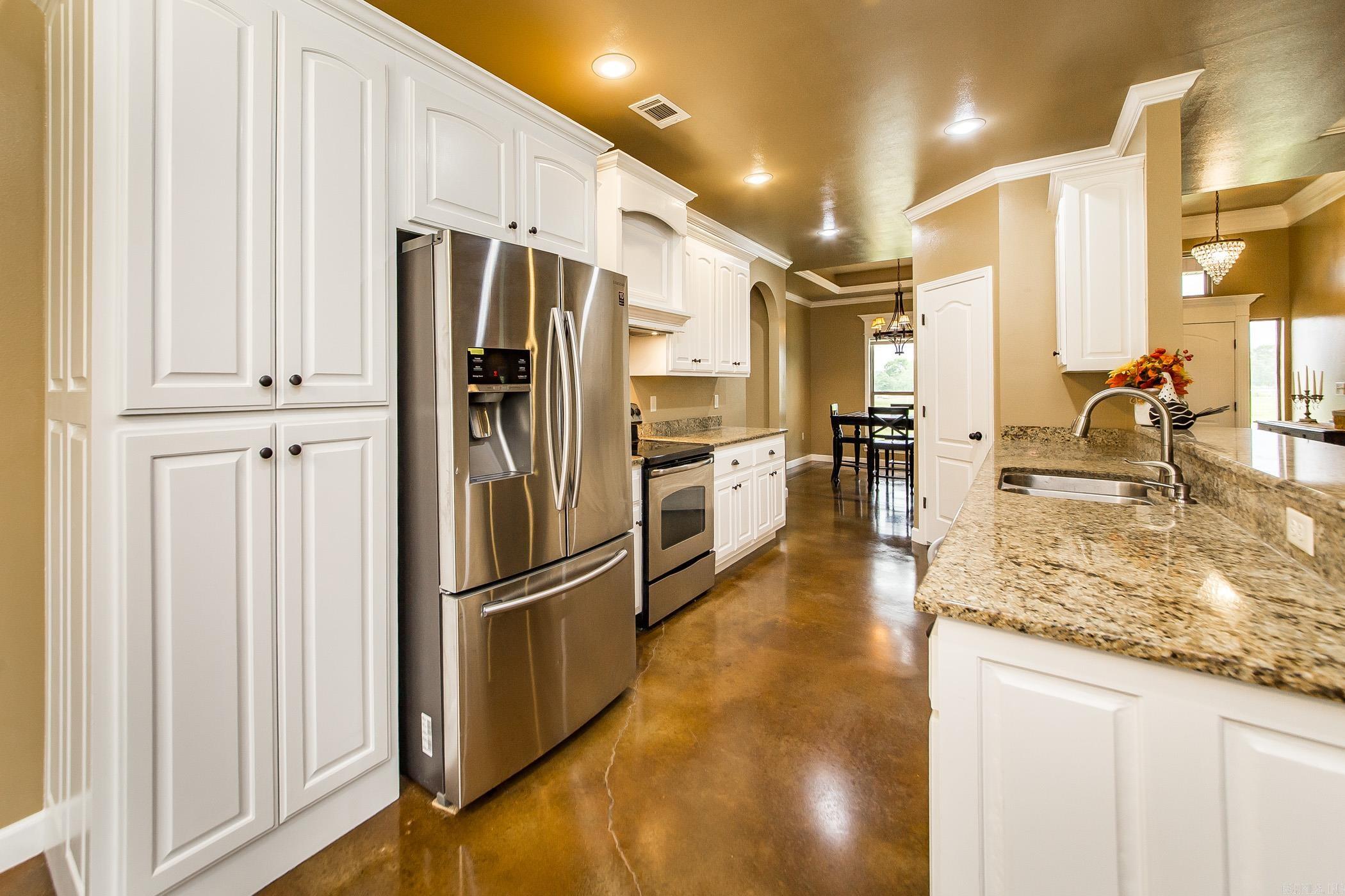 37  Green Meadows Dr  Vilonia, AR